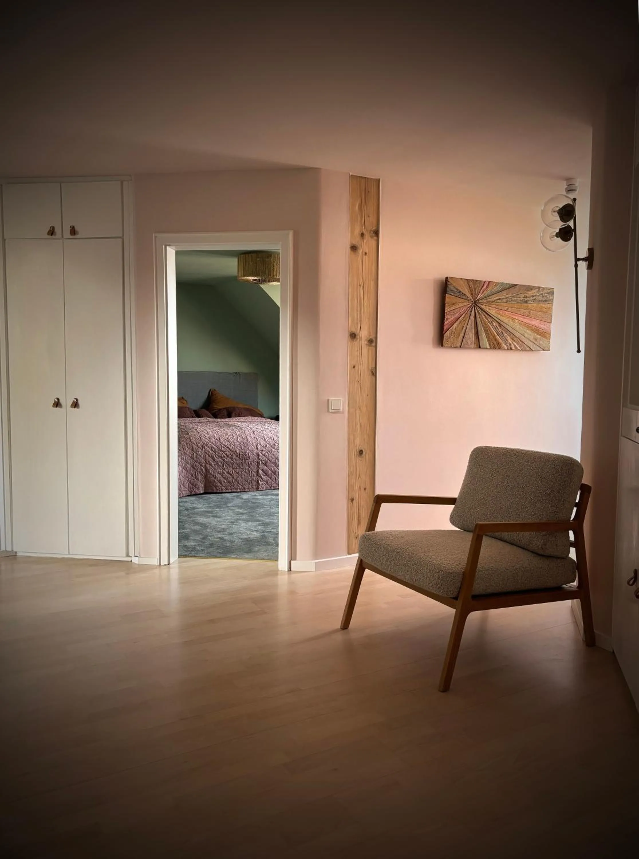 Photo of the whole room, Bed in Frühstückshotel Fürstenwerth