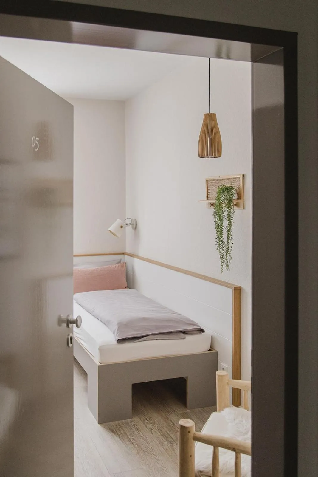 Photo of the whole room, Bed in Frühstückshotel Fürstenwerth