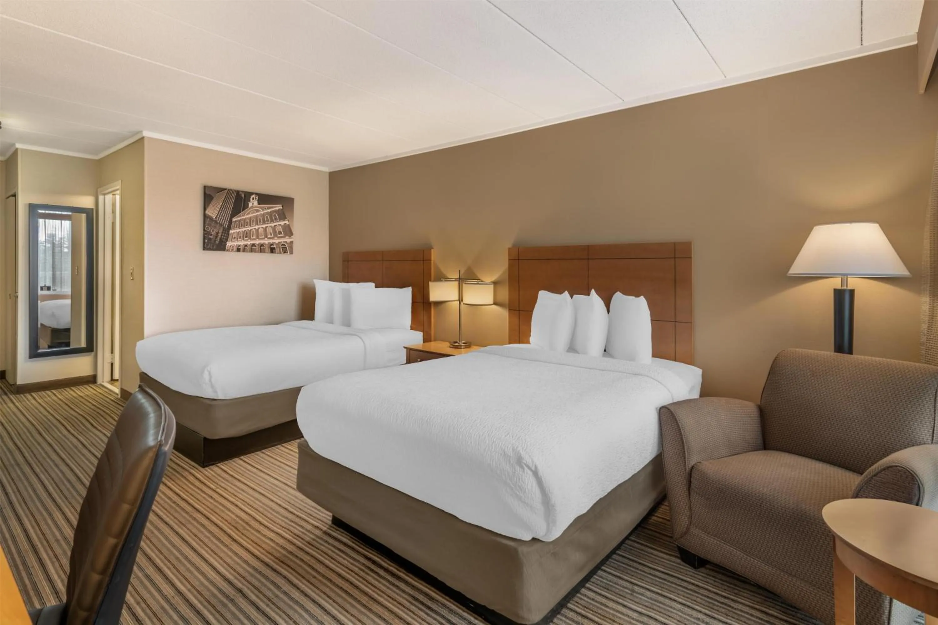 Bedroom, Bed in Best Western Plus Waltham Boston