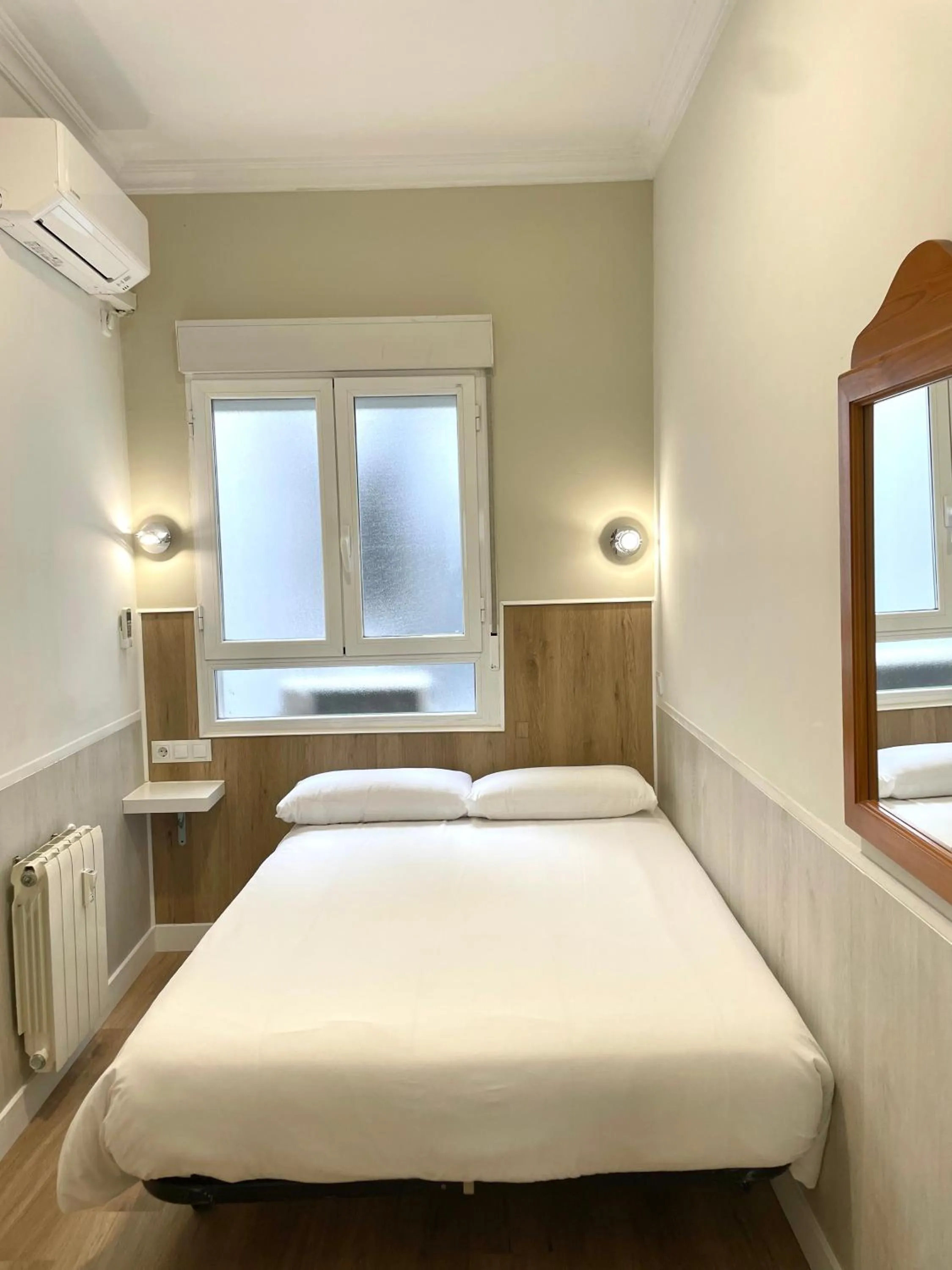 Bed in Apartamentos Mayor Centro