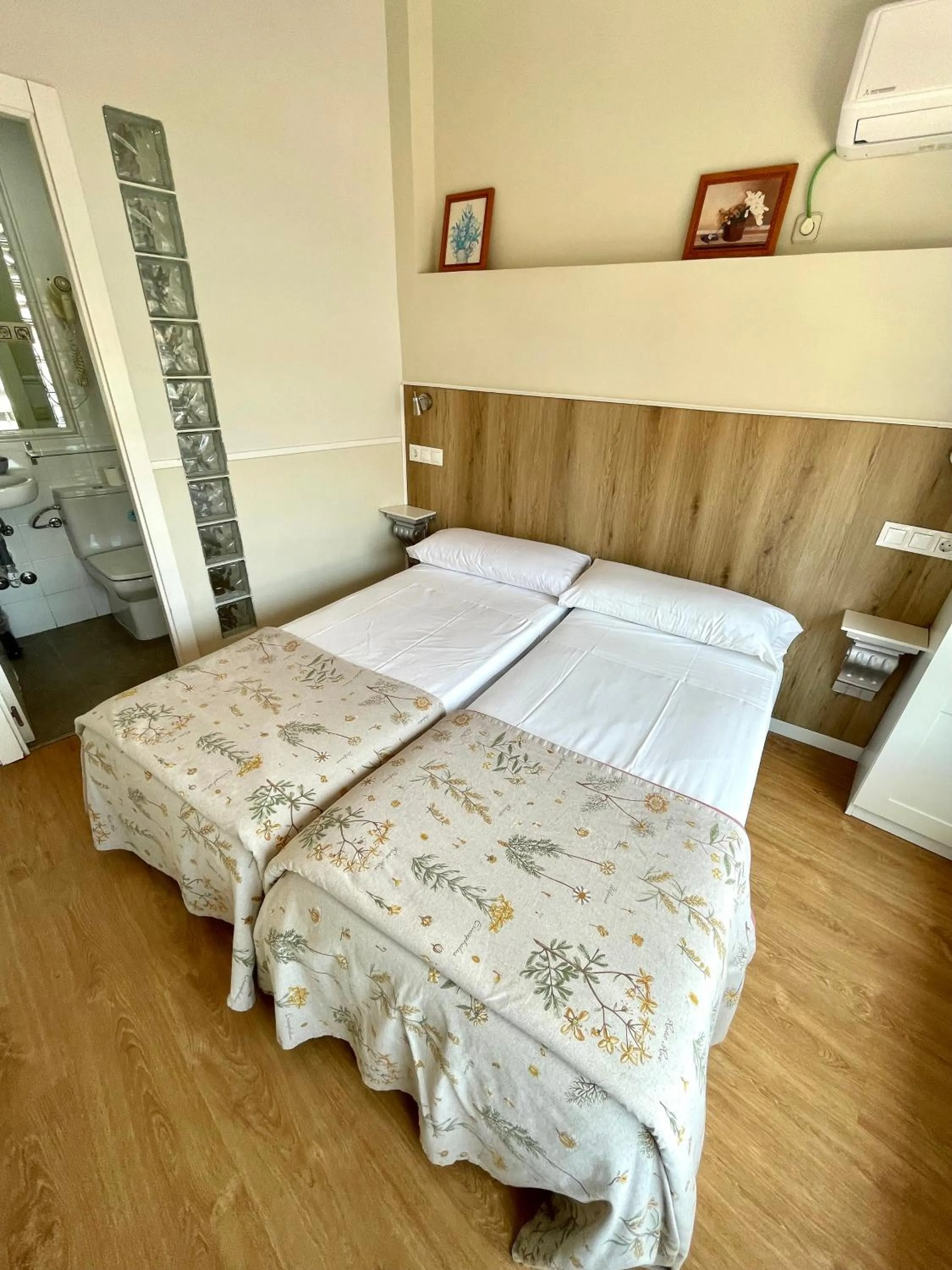 Bed in Apartamentos Mayor Centro