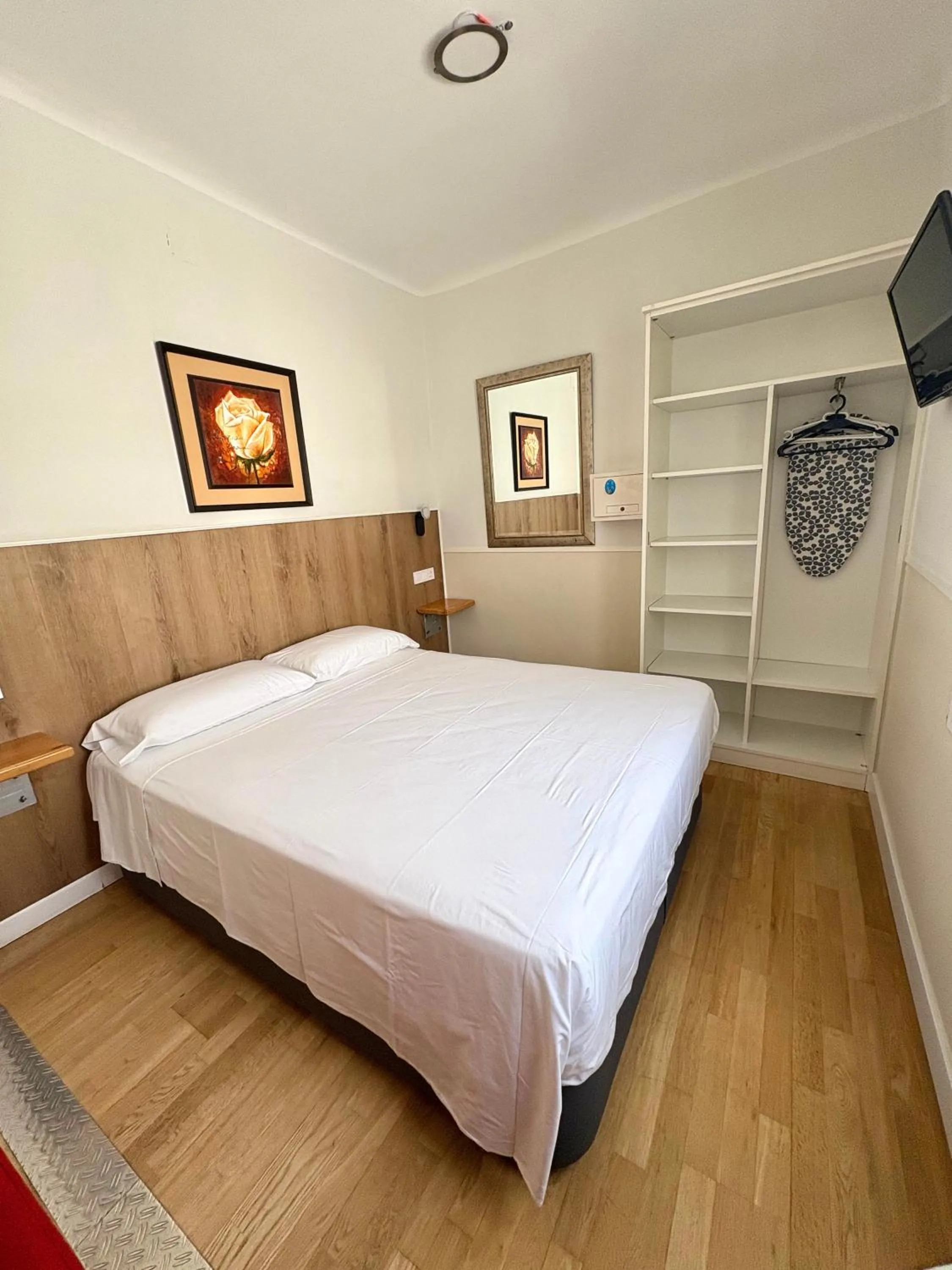 Bed in Apartamentos Mayor Centro