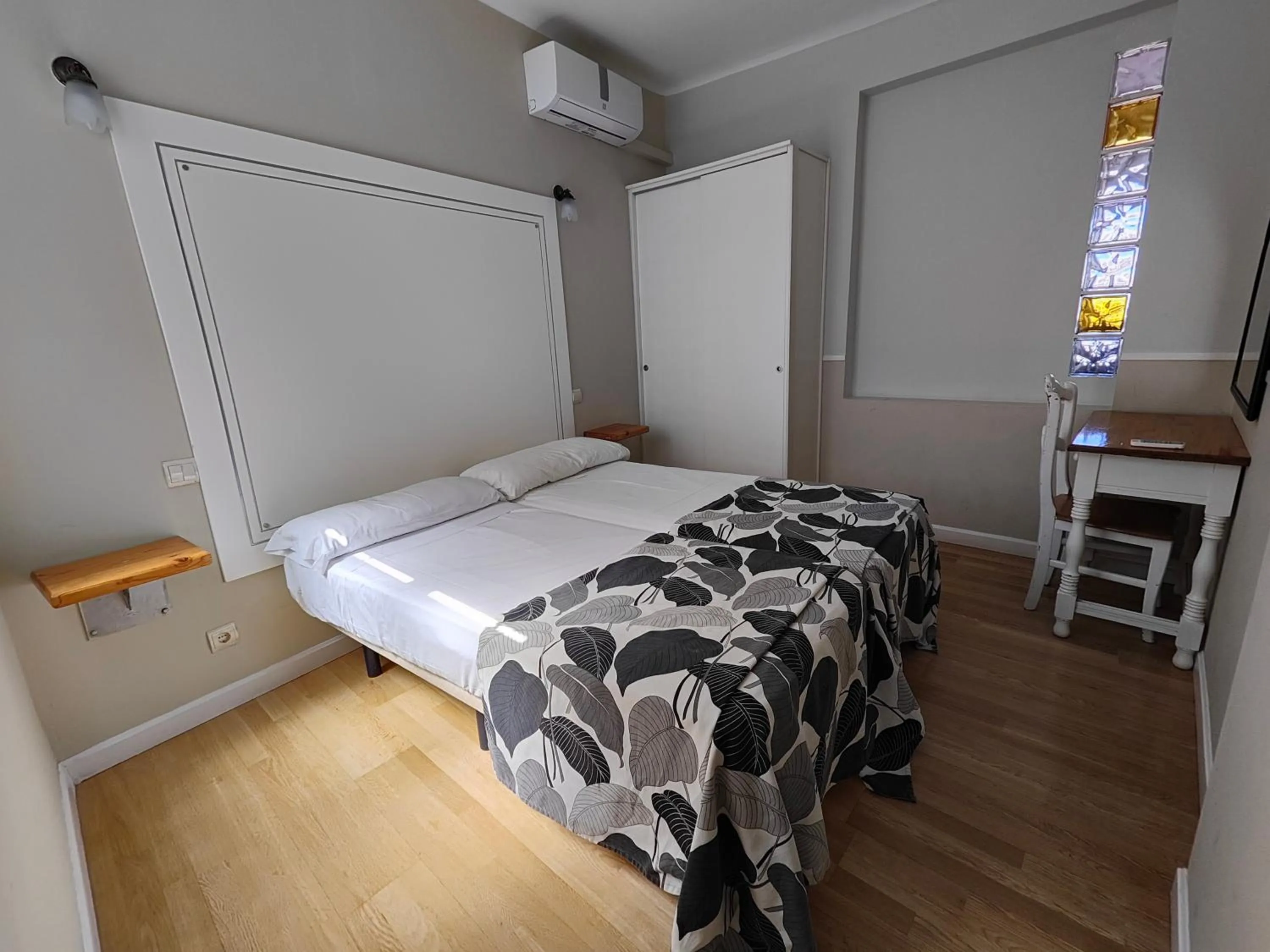 Bed in Apartamentos Mayor Centro