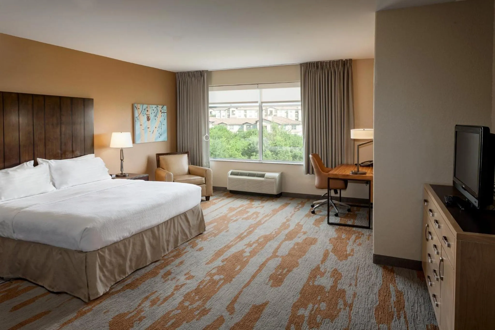 Photo of the whole room, Bed in Holiday Inn San Antonio Northwest- SeaWorld Area by IHG
