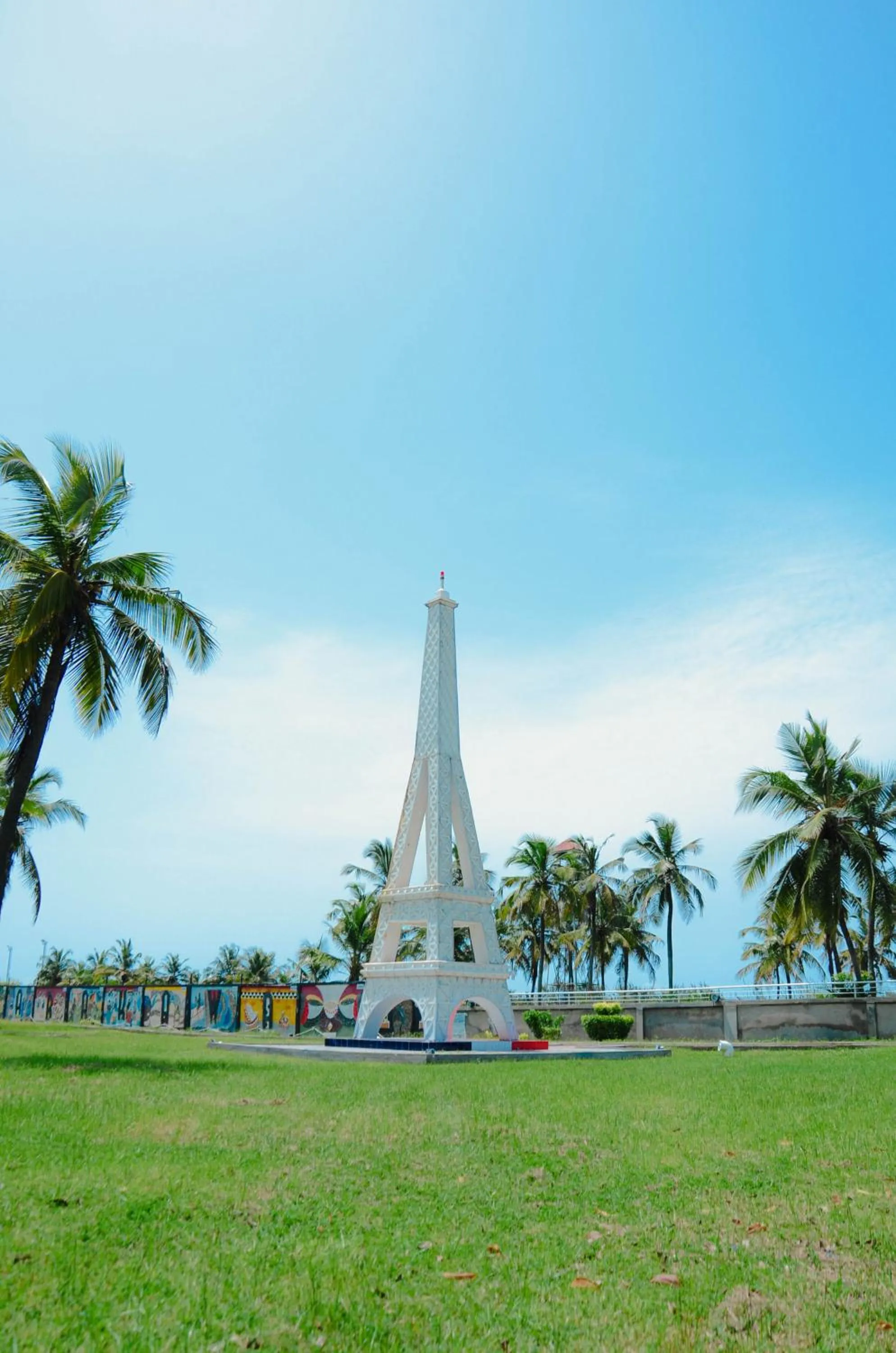 Day in Hôtel Sarakawa