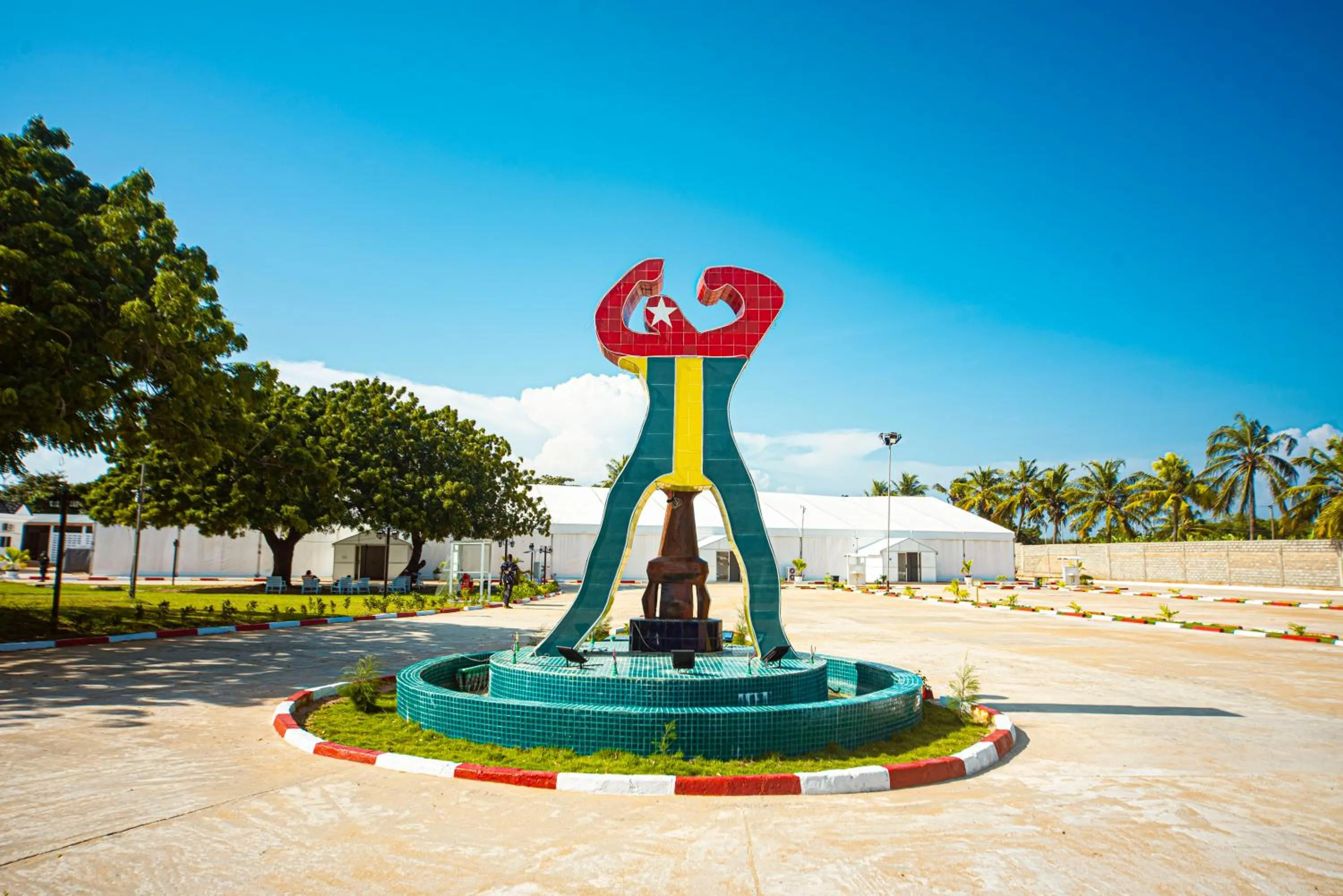 Nearby landmark in Hôtel Sarakawa