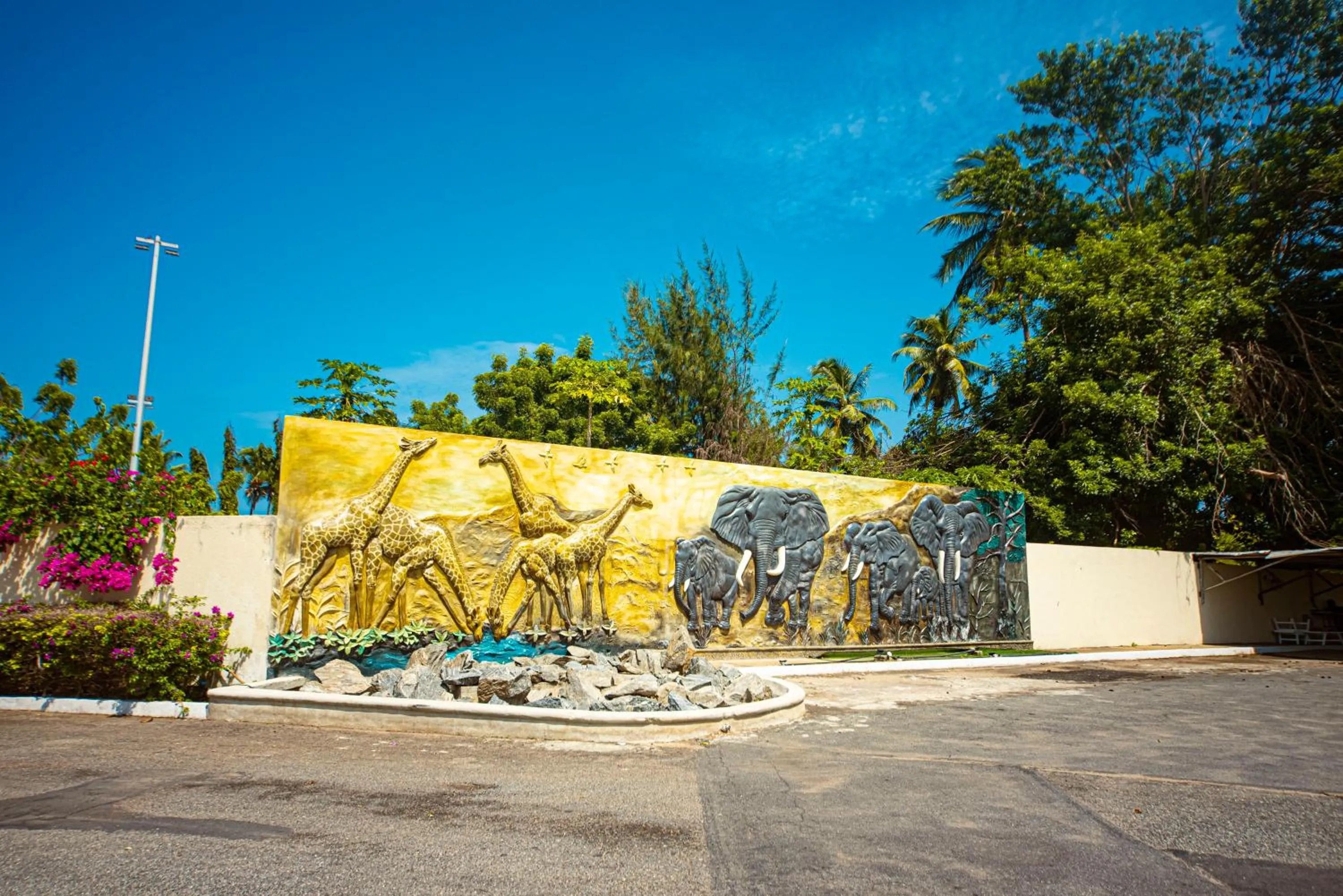 Nearby landmark in Hôtel Sarakawa