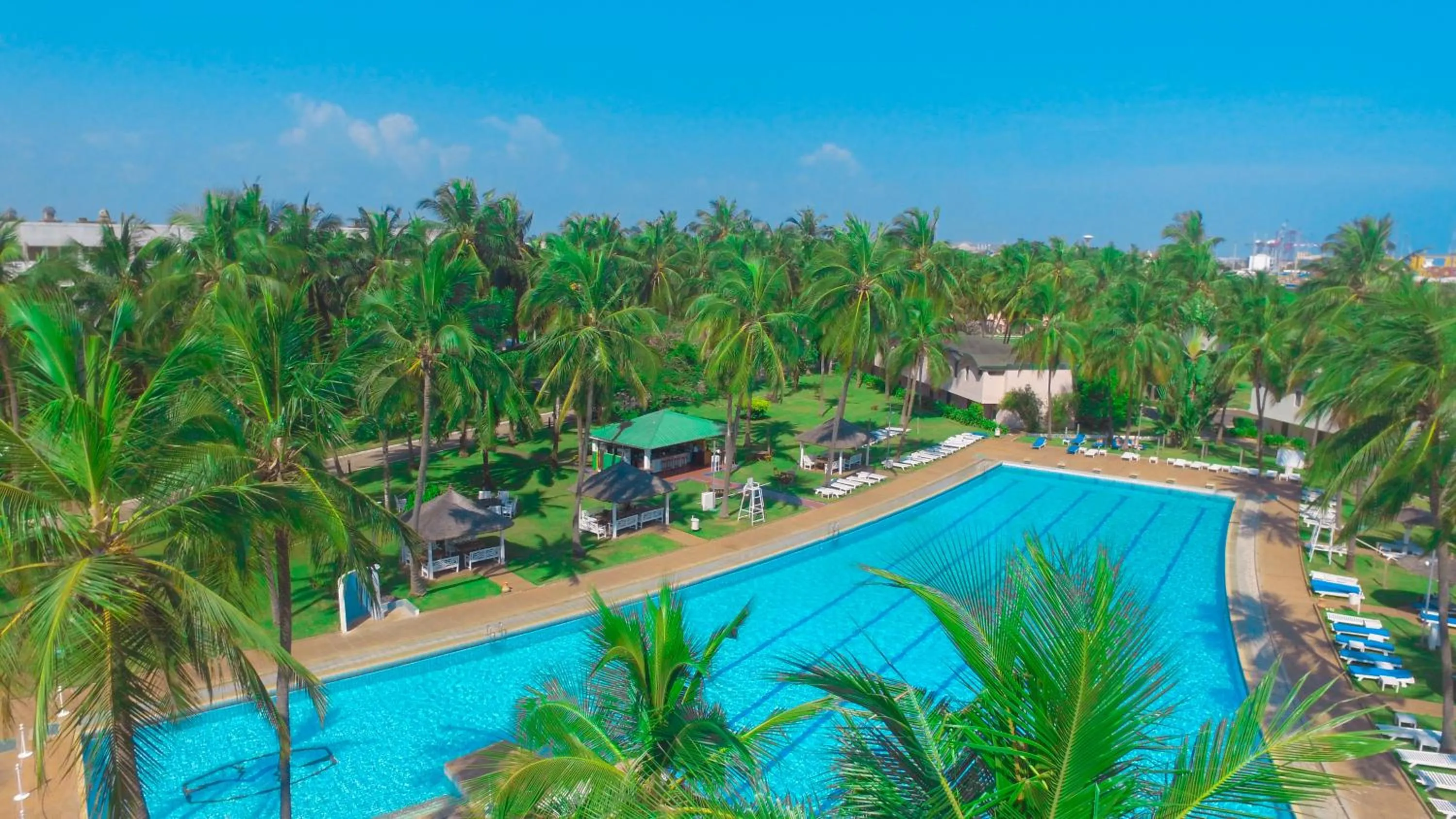 Day in Hôtel Sarakawa