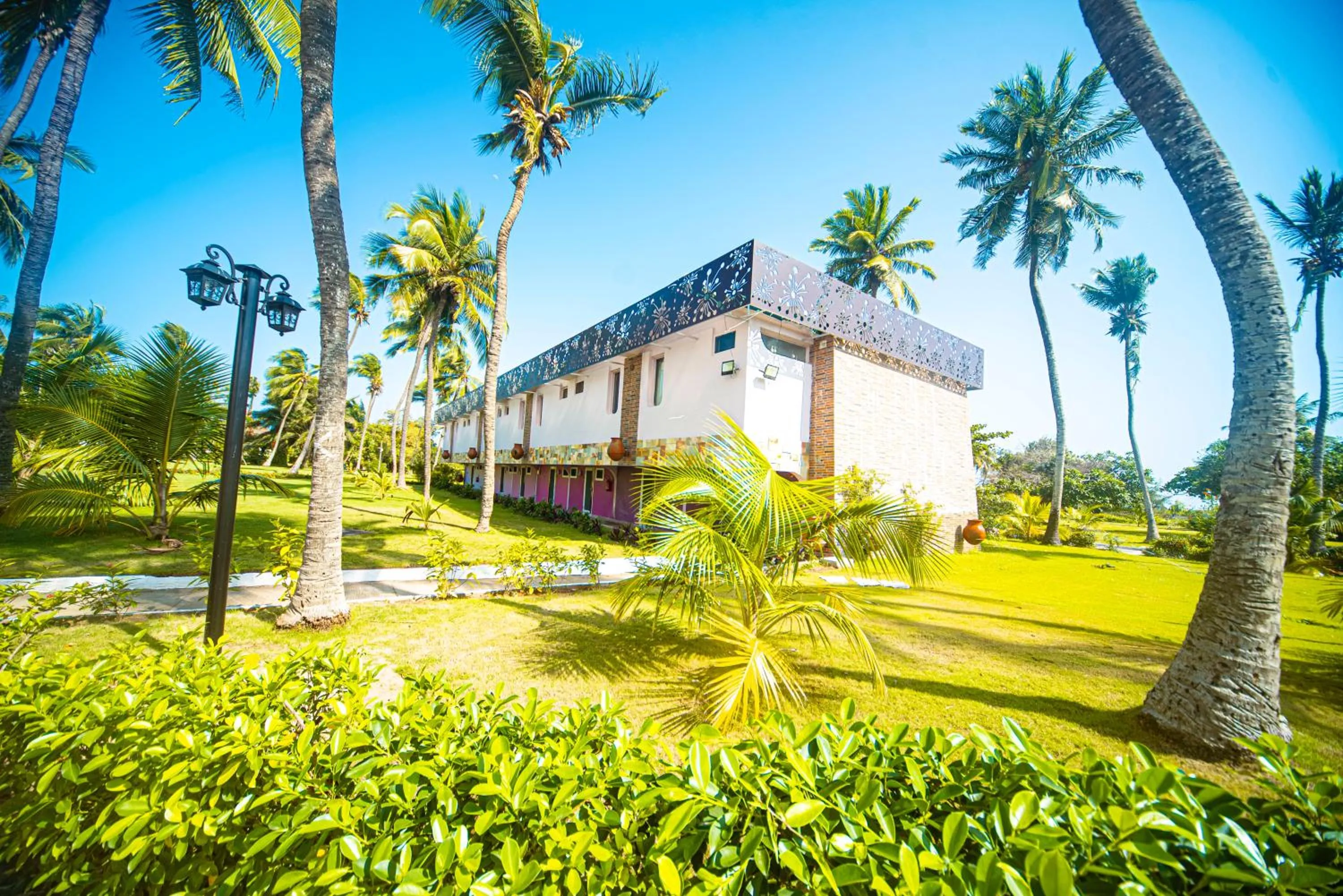 Property building in Hôtel Sarakawa