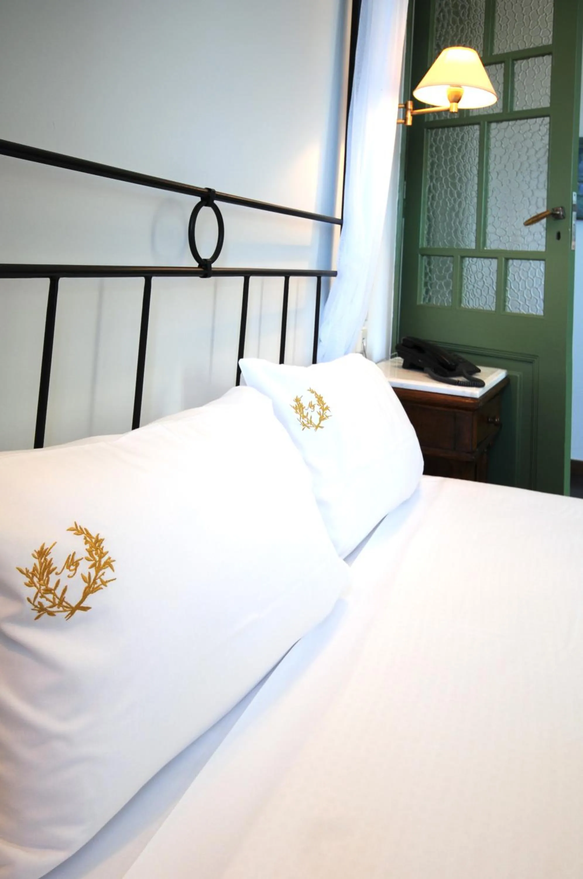 Bed in Metohi Georgila