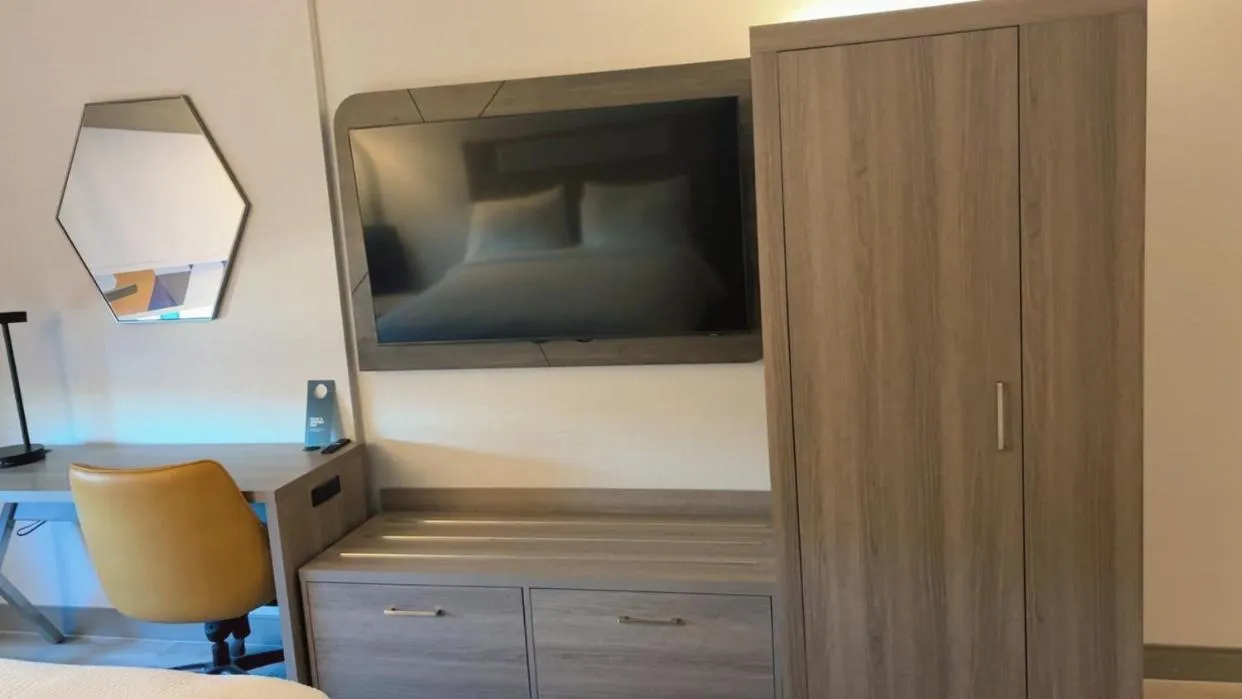 Holiday Inn Express Hotel & Suites Drums-Hazelton by IHG