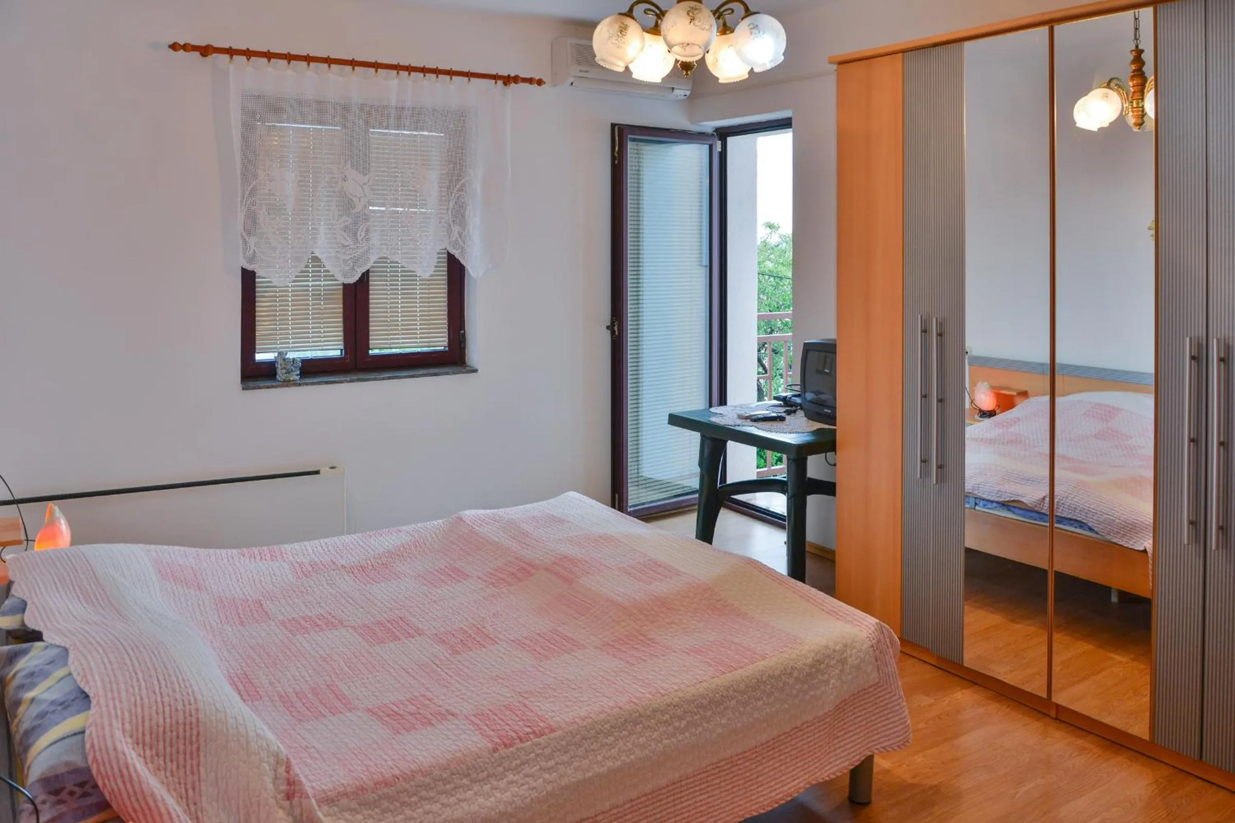 Bedroom, Bed in Apartments Dada