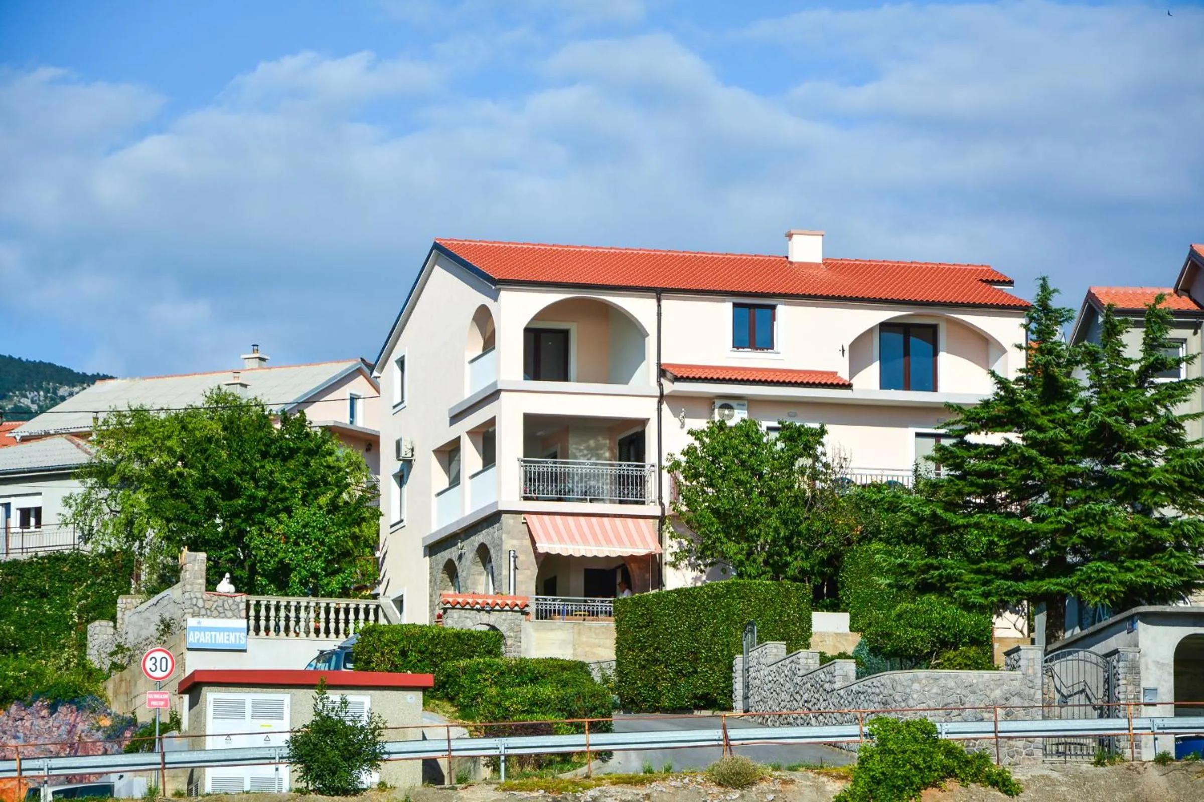 Property building in Apartments Dada