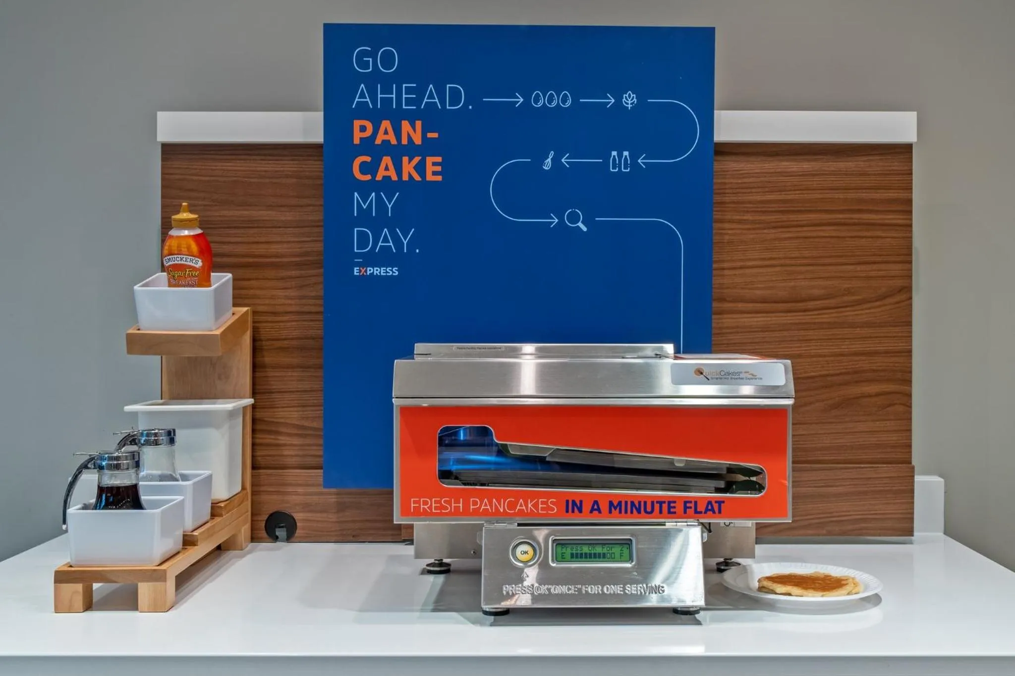 Breakfast in Holiday Inn Express Hotel & Suites Woodbridge by IHG