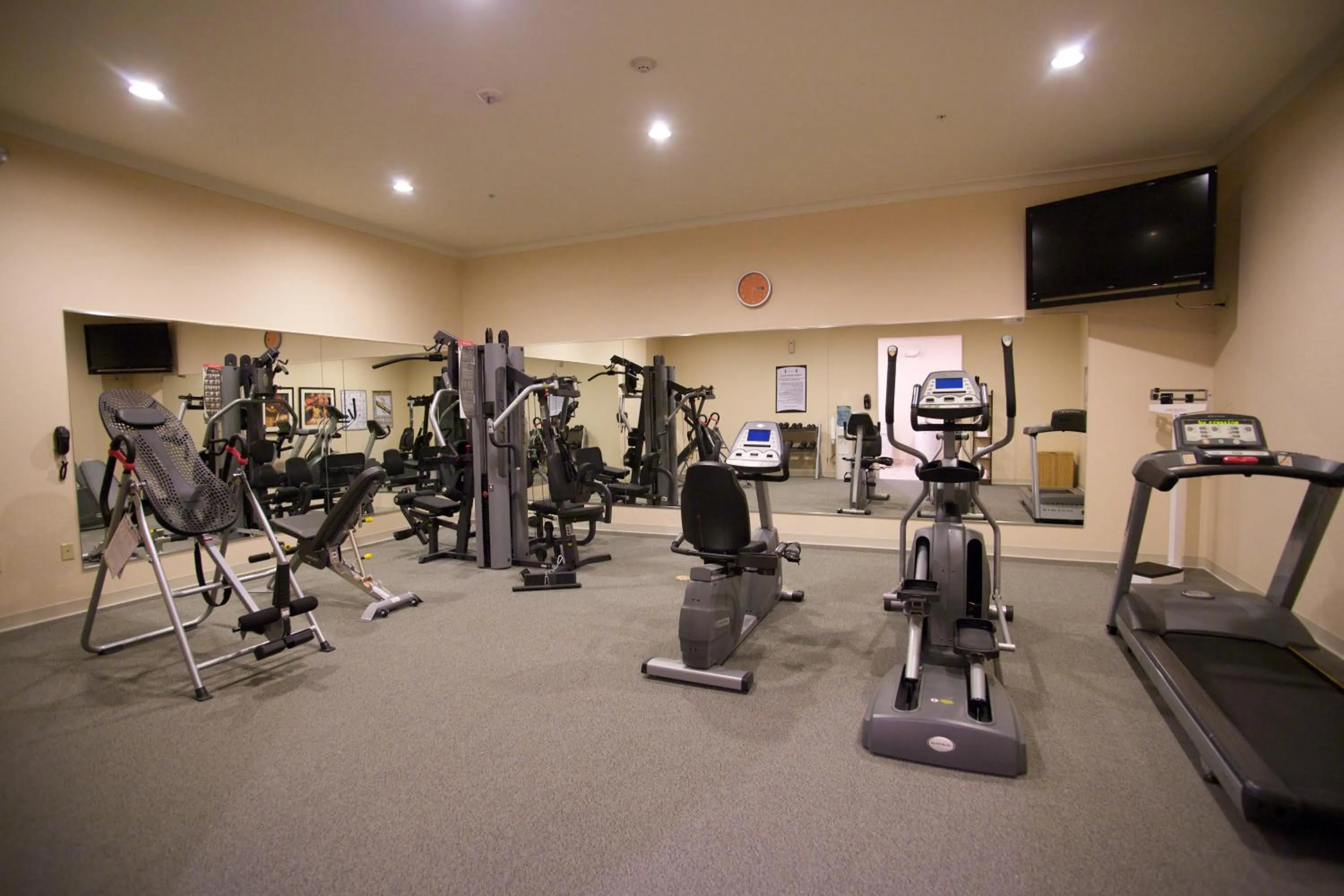 Fitness centre/facilities in Staybridge Suites San Antonio Sea World by IHG