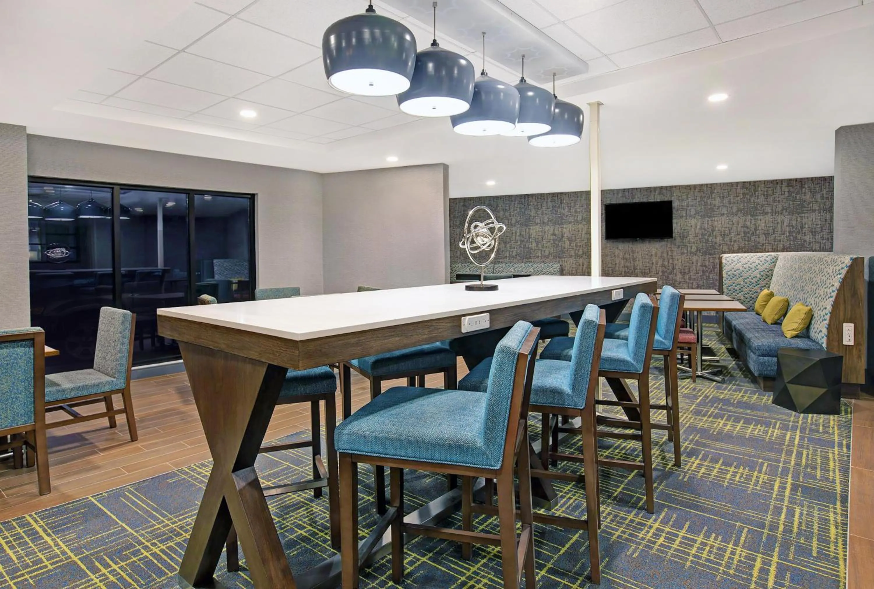 Breakfast in Hampton Inn Westfield