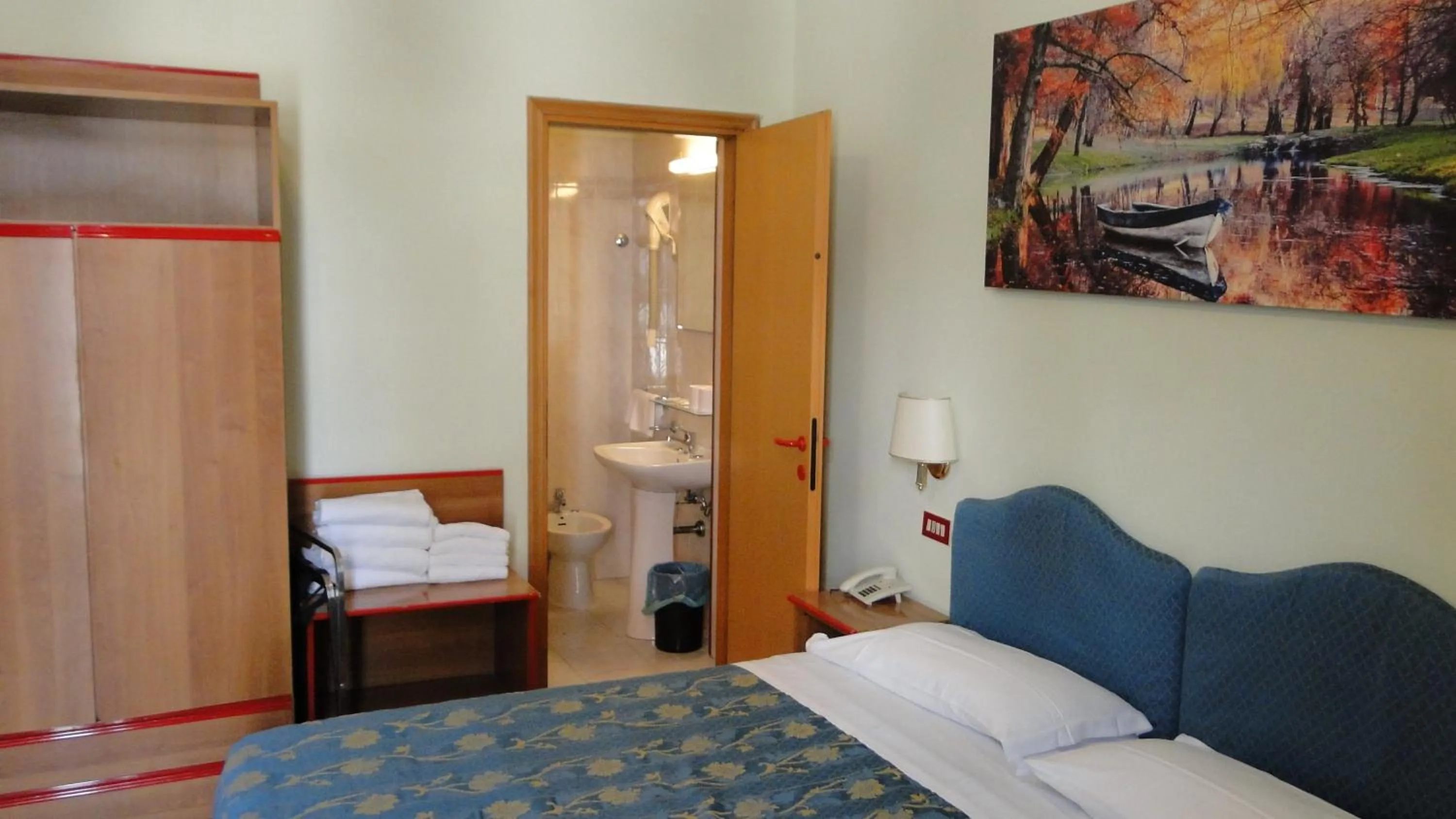Photo of the whole room, Bed in Hotel Altavilla Dieci