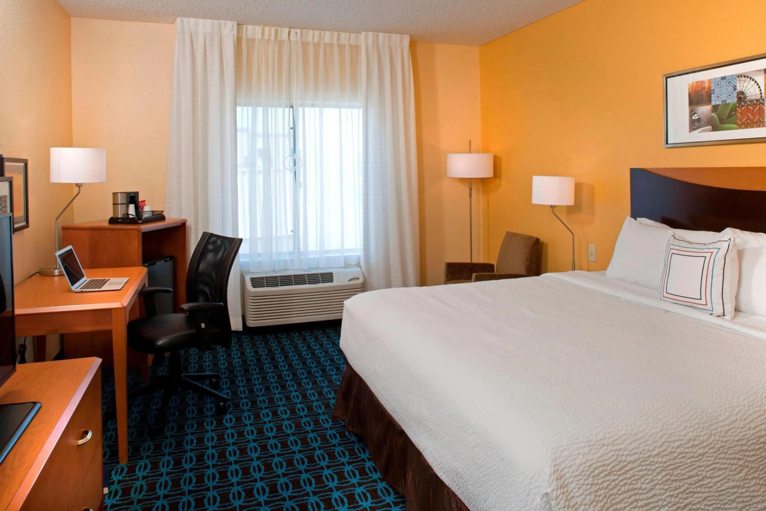 Photo of the whole room, Bed in Fairfield Inn & Suites by Marriott Denver Tech Center/ South