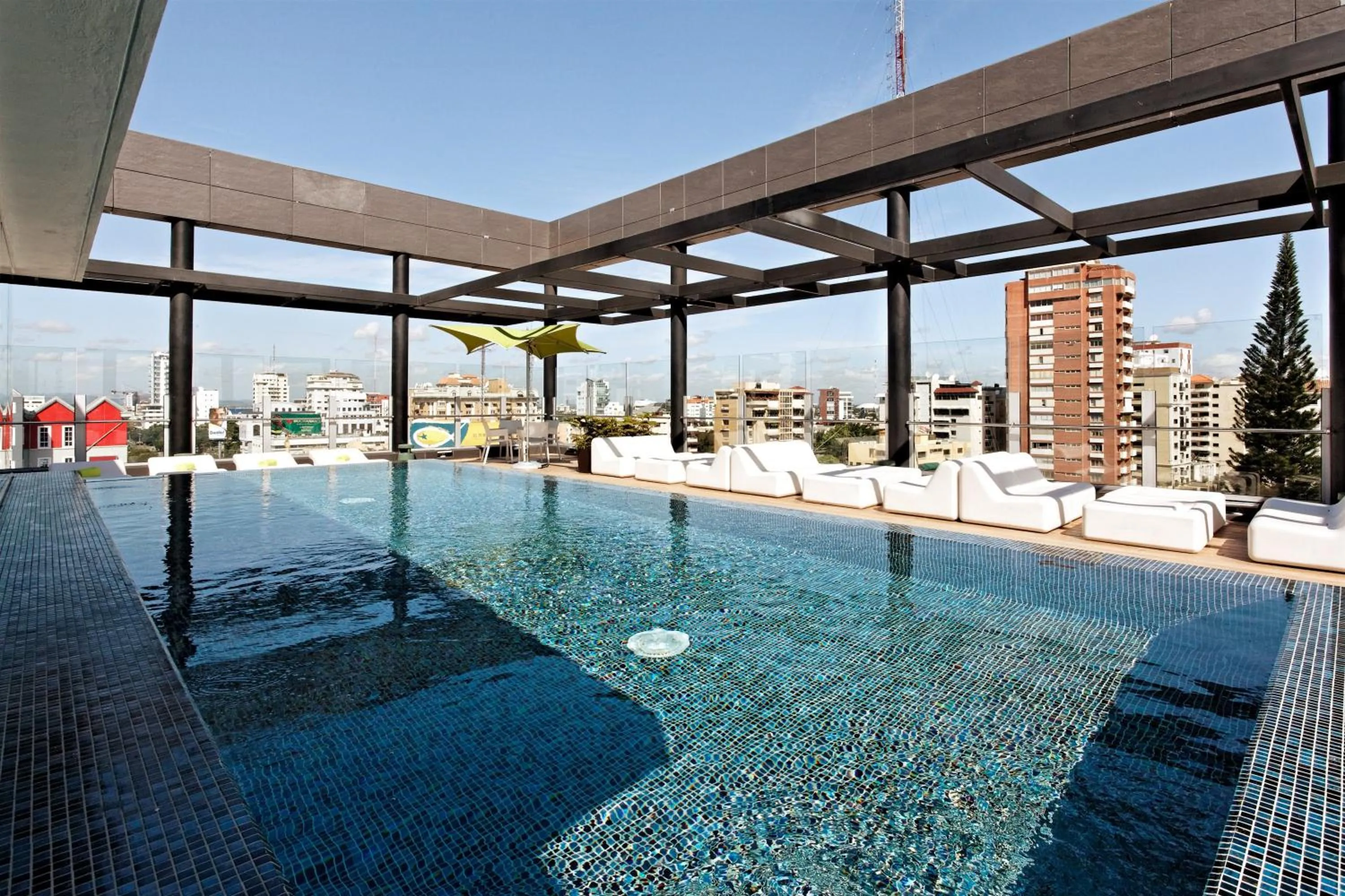 Swimming pool in Holiday Inn Santo Domingo by IHG