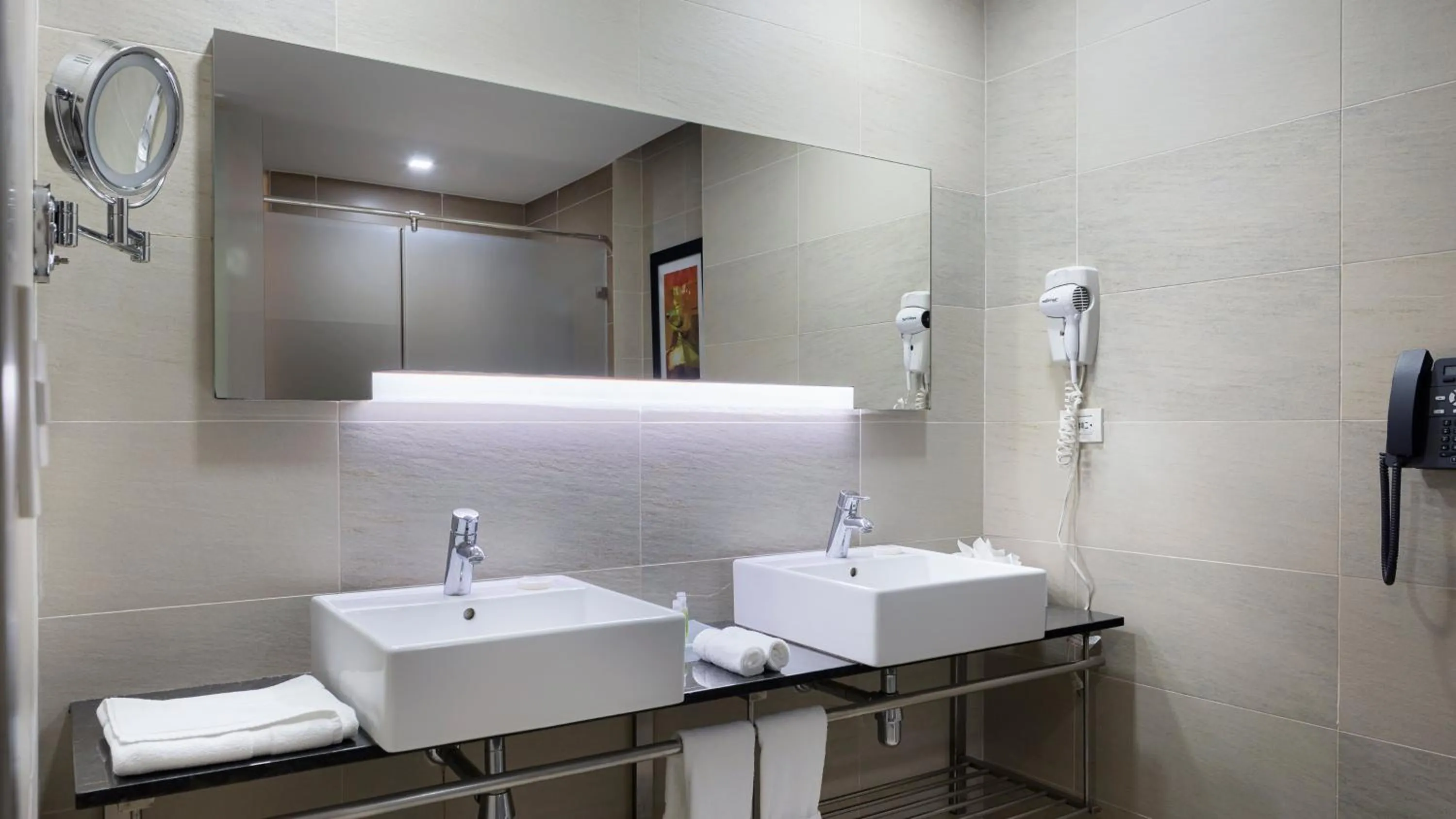 Bathroom in Holiday Inn Santo Domingo by IHG