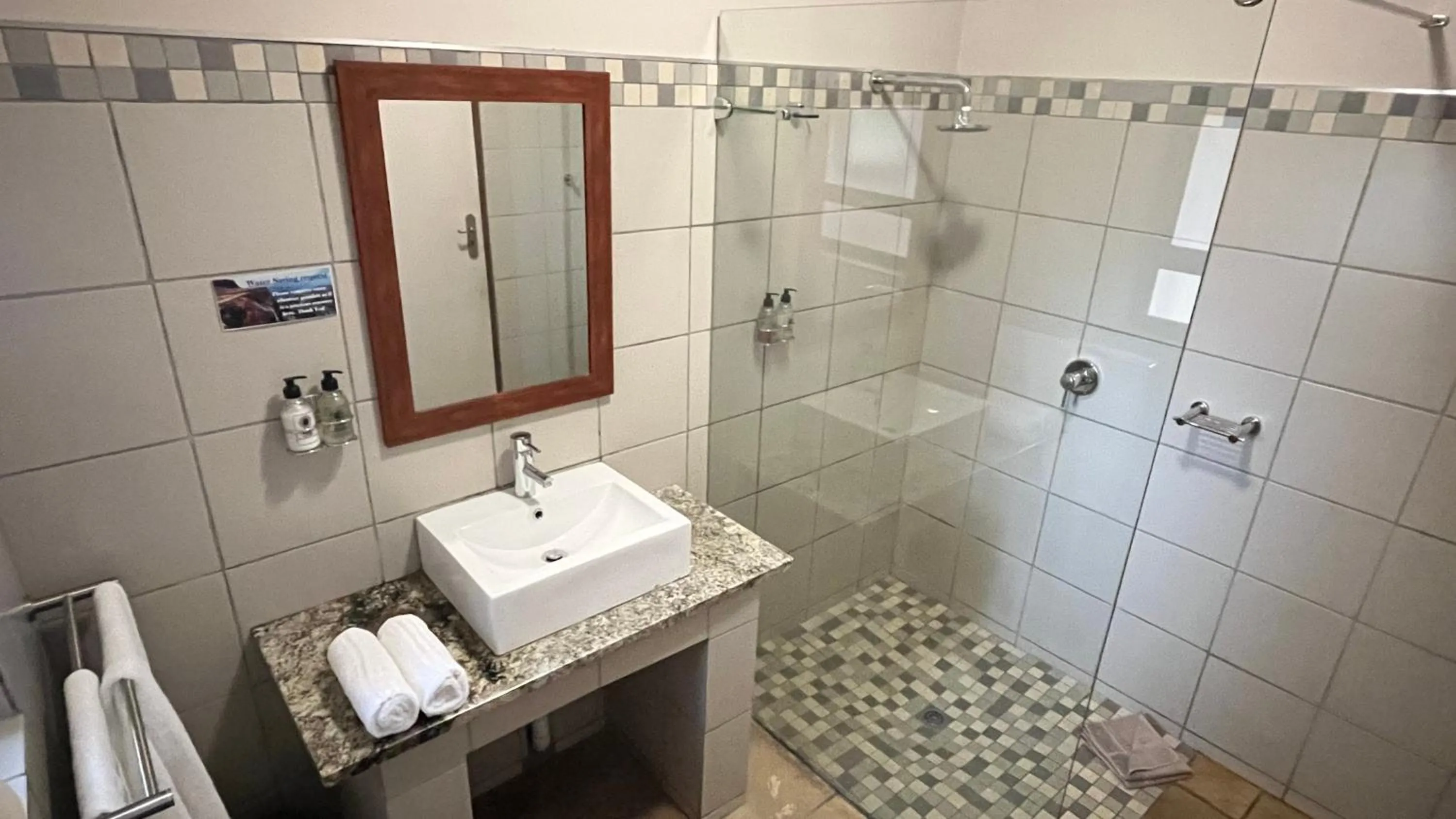 Bathroom in Witsieshoek Mountain Lodge