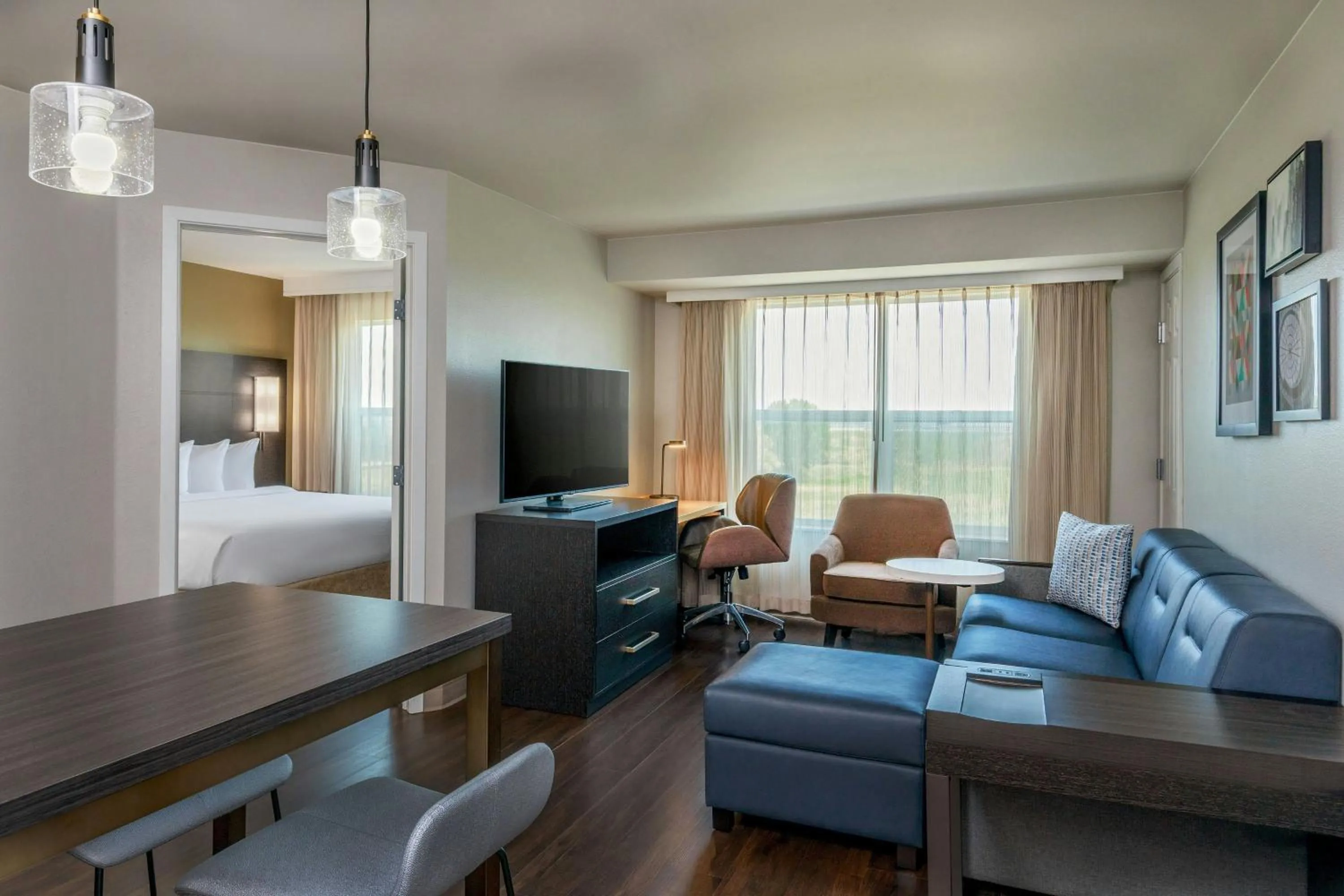 Photo of the whole room, Bed in Residence Inn by Marriott Denver Airport at Gateway Park