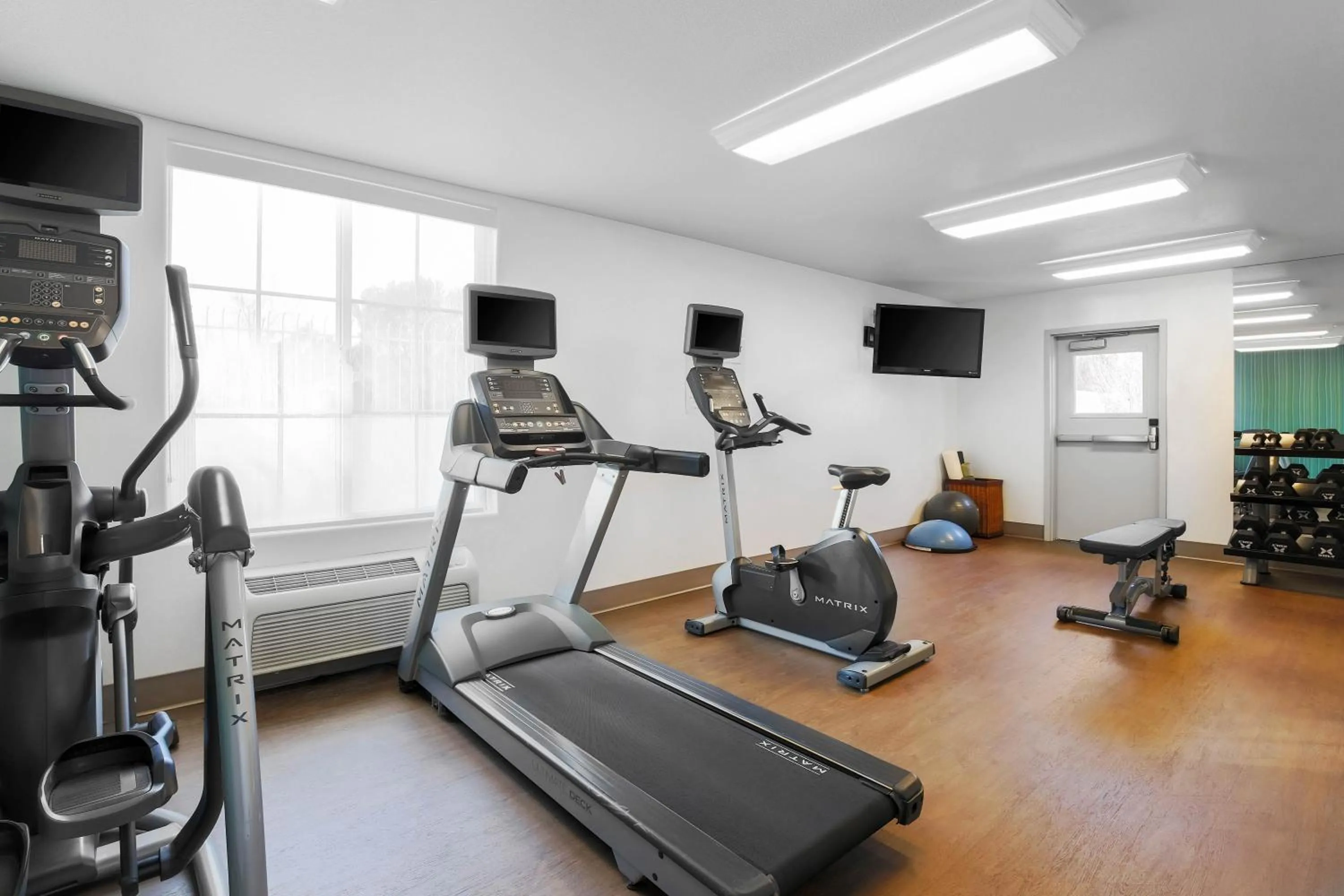 Fitness centre/facilities in Holiday Inn Express Lancaster by IHG