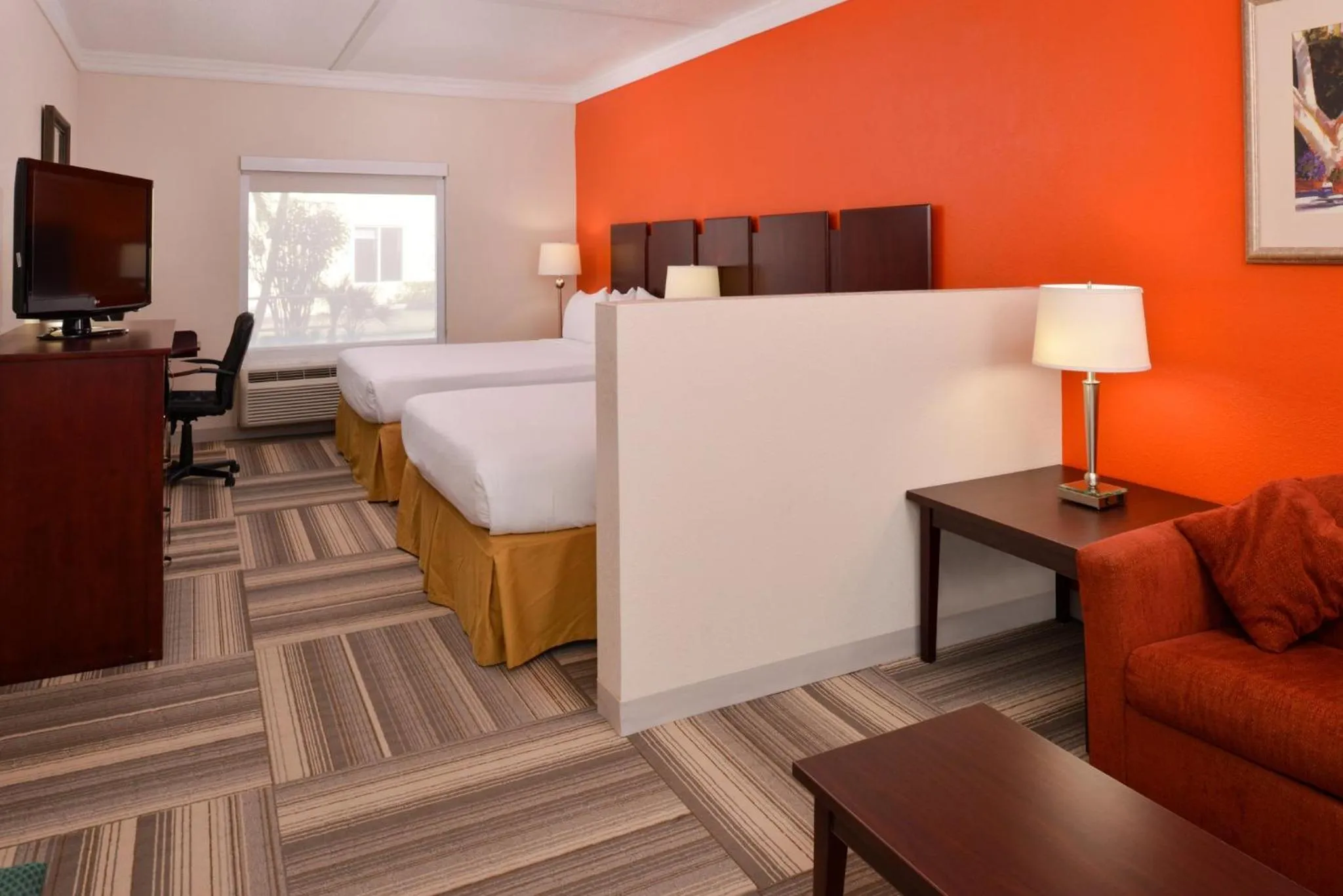 Photo of the whole room, Bed in Holiday Inn Express & Suites Florida City-Gateway To Keys by IHG
