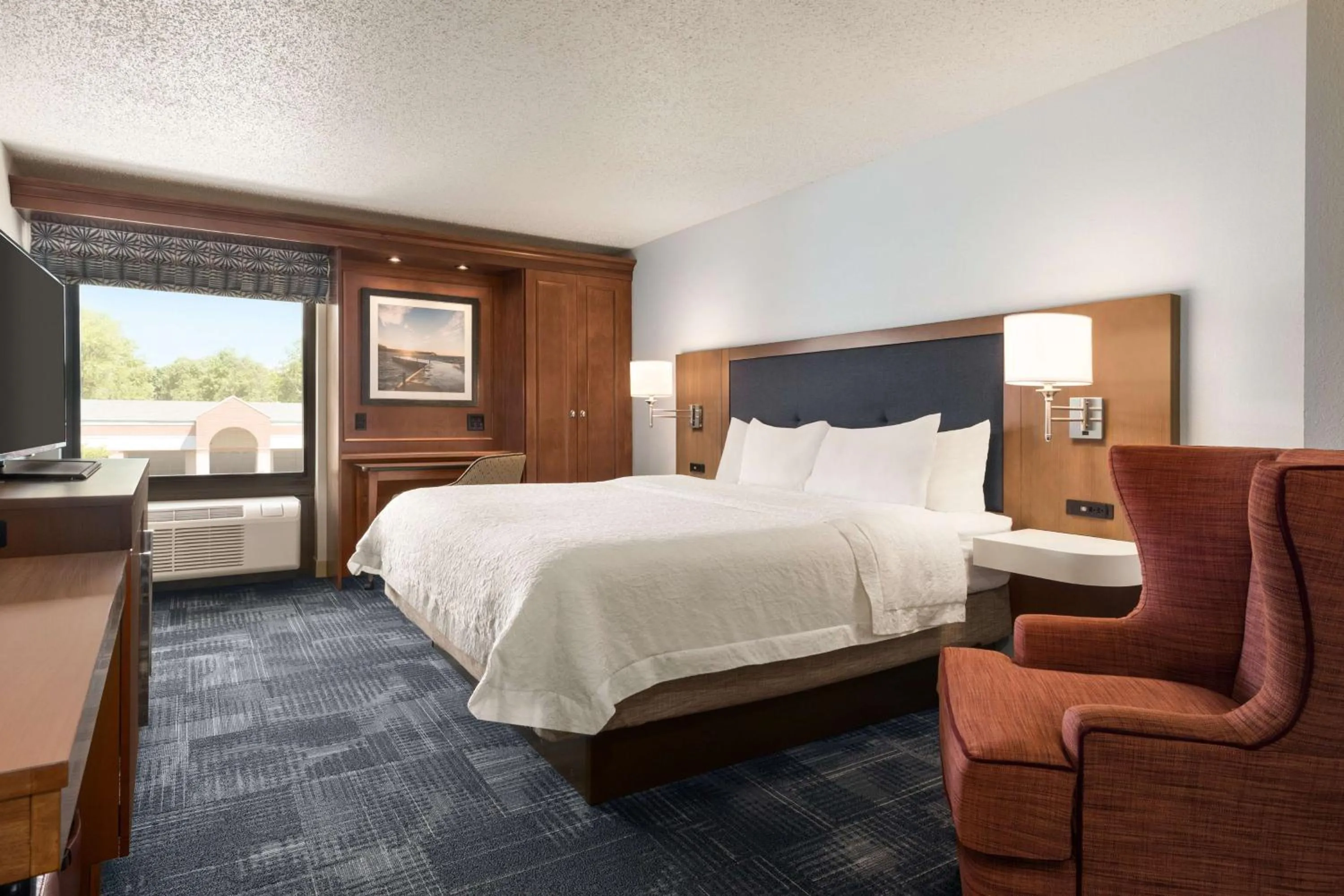 Bedroom, Bed in Hampton Inn Wausau