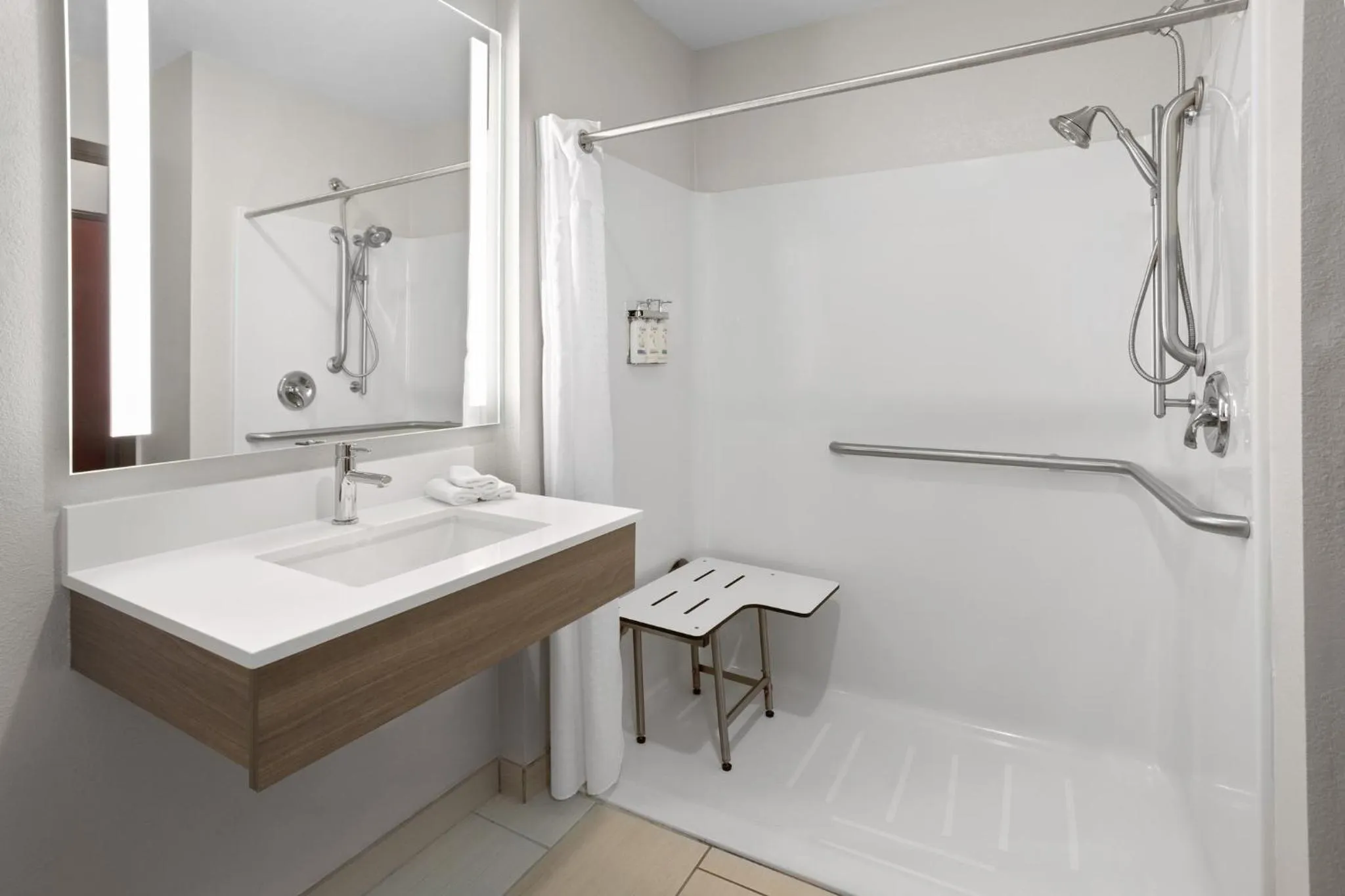 Bathroom in Holiday Inn Express Hotel & Suites Acme-Traverse City by IHG