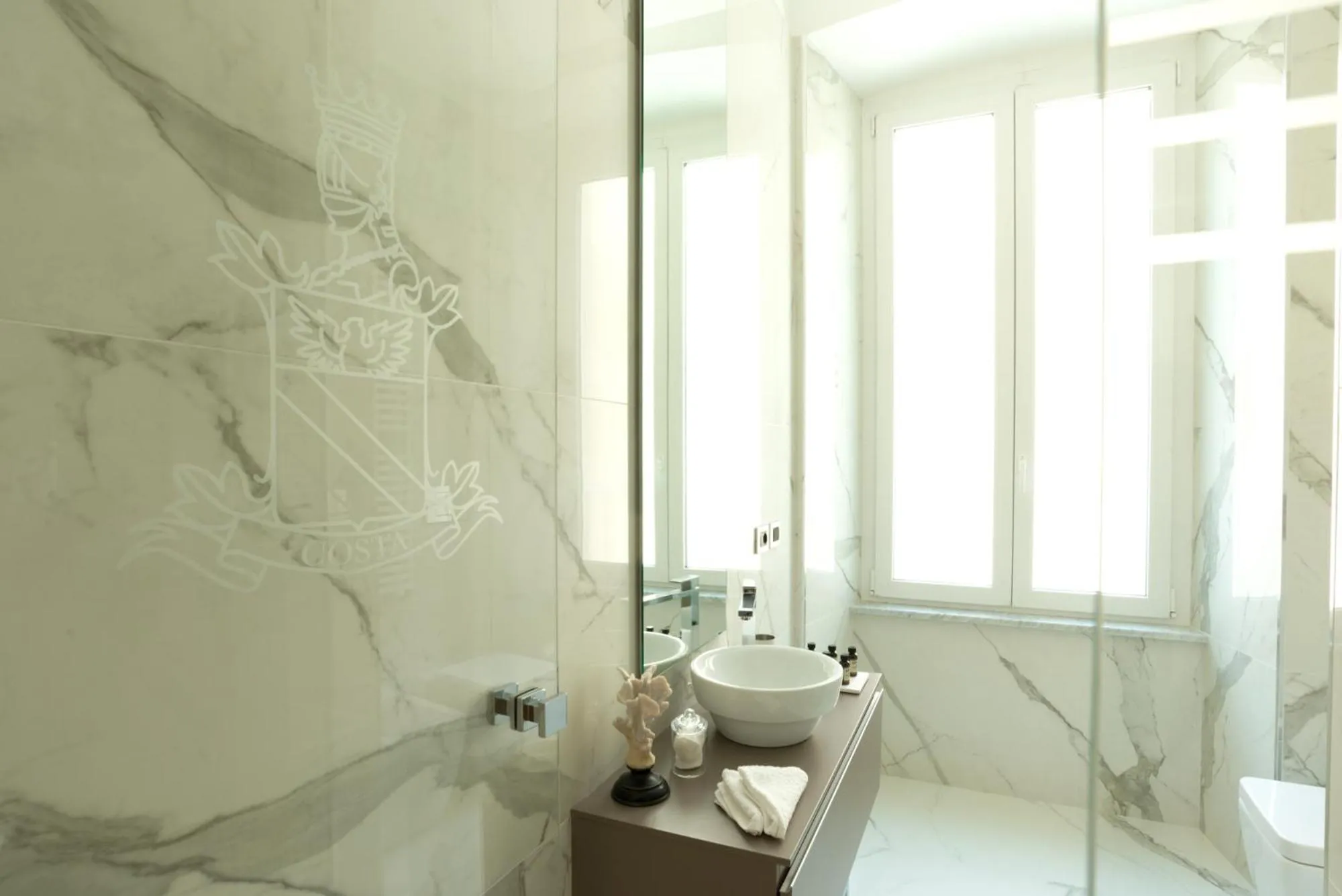 Day in Via Chiodo Luxury Rooms