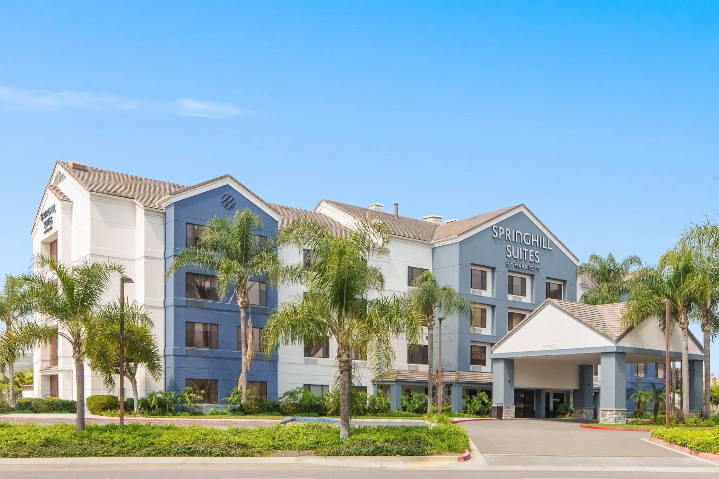 Property building in SpringHill Suites Pasadena Arcadia