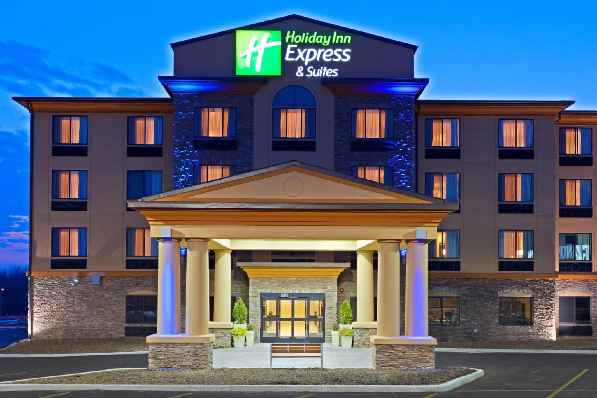 Property building in Holiday Inn Express & Suites Syracuse North - Airport Area by IHG