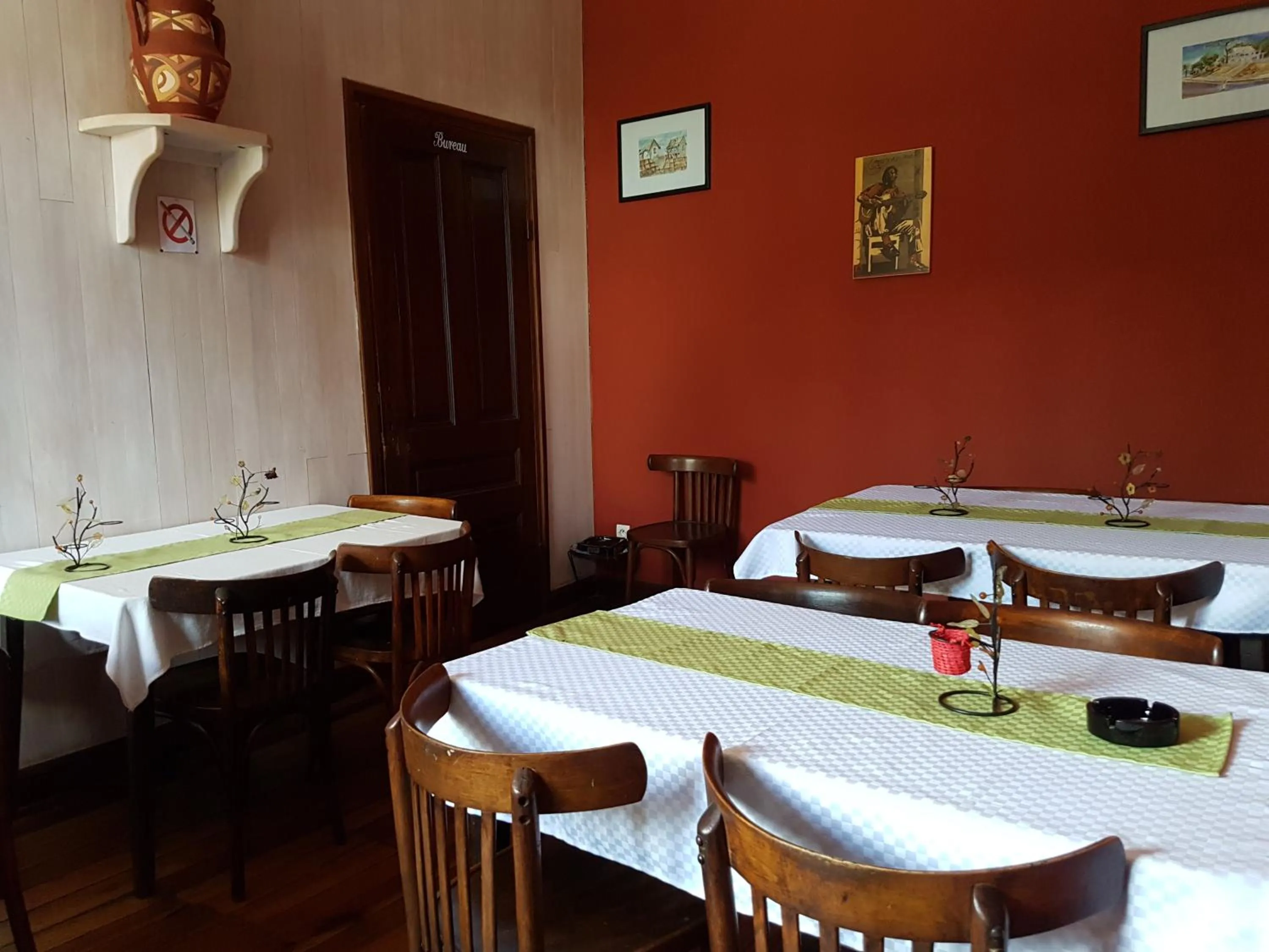 Breakfast in Hotel le Trianon