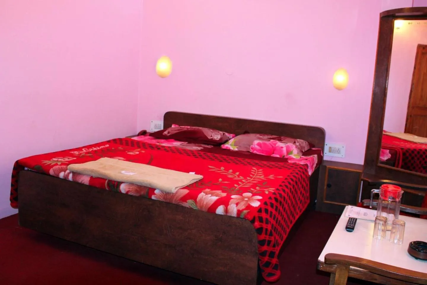 Photo of the whole room, Bed in Hotel Aroma Classic