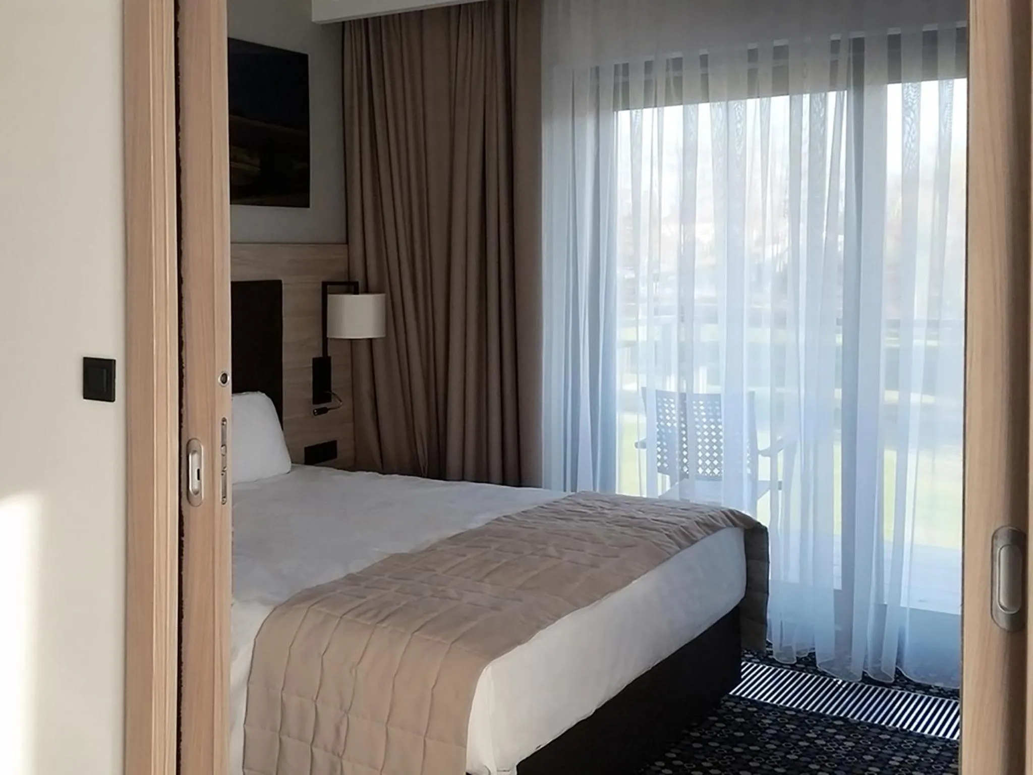 Bed in Bristol Aparthotel