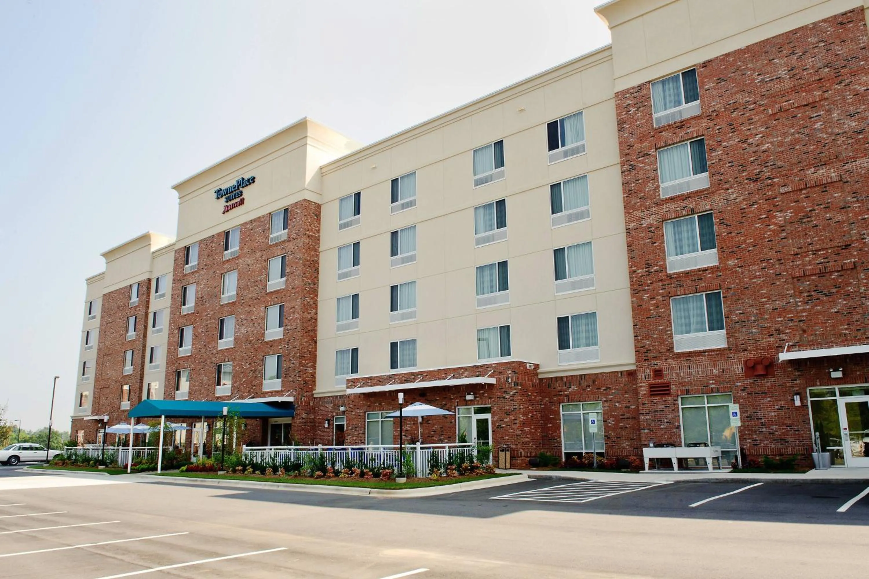 Property building in TownePlace Suites by Marriott Charlotte Mooresville