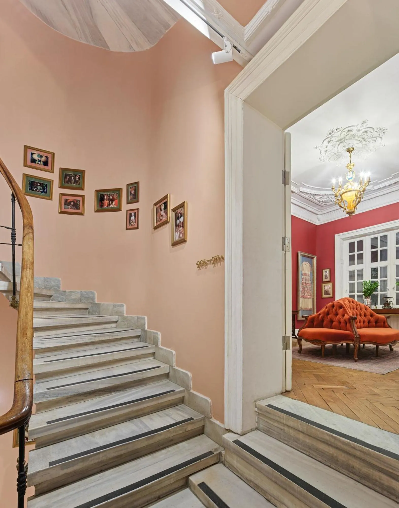 On-site shops in Mr Cas Hotels Taksim - Special Category