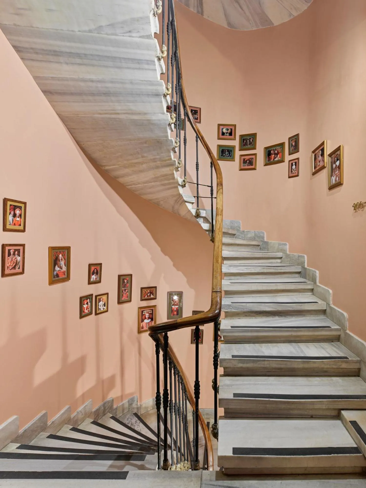 Facade/entrance in Mr Cas Hotels Taksim - Special Category