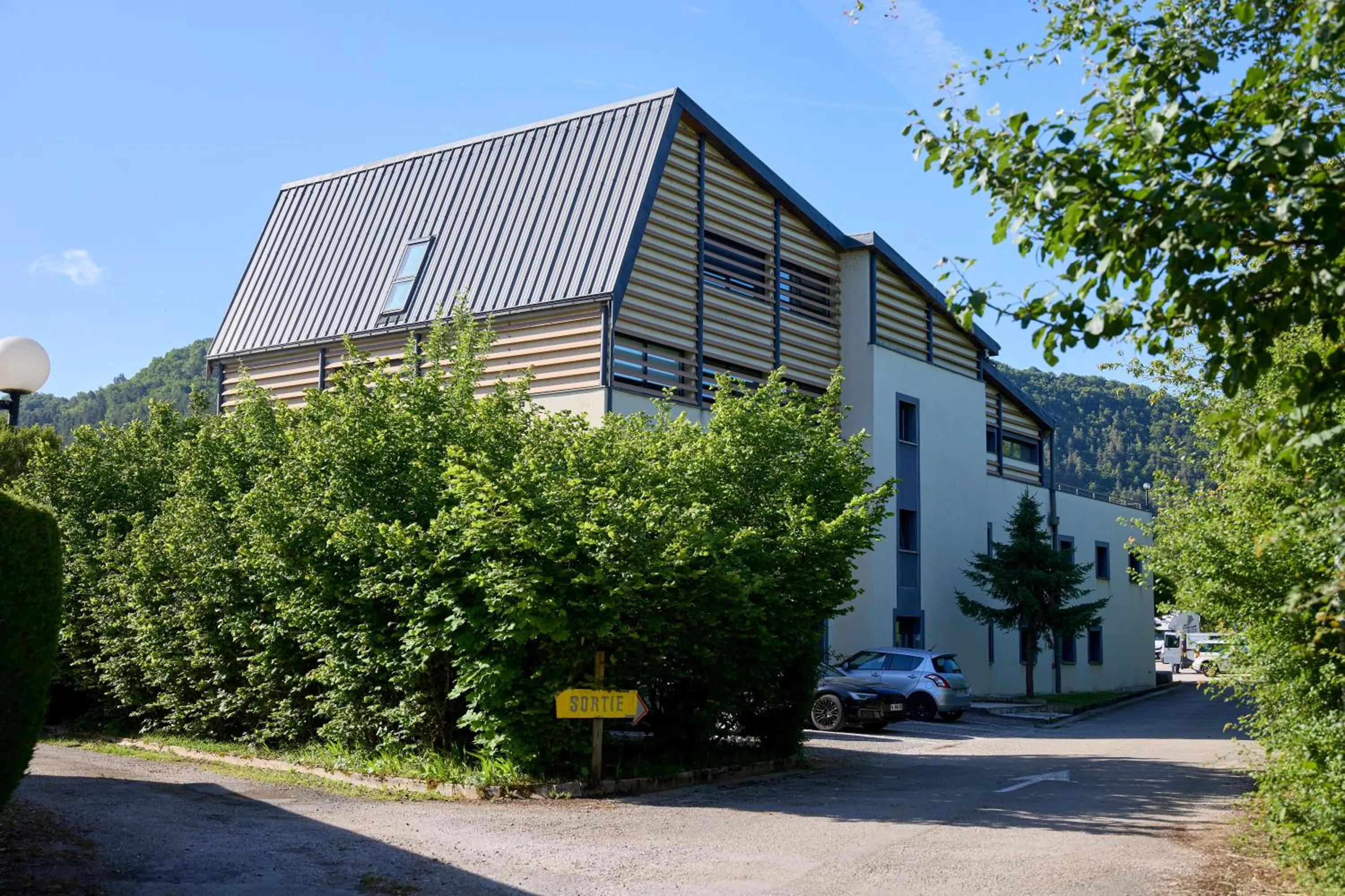 Property building in Hotel Eco - A75