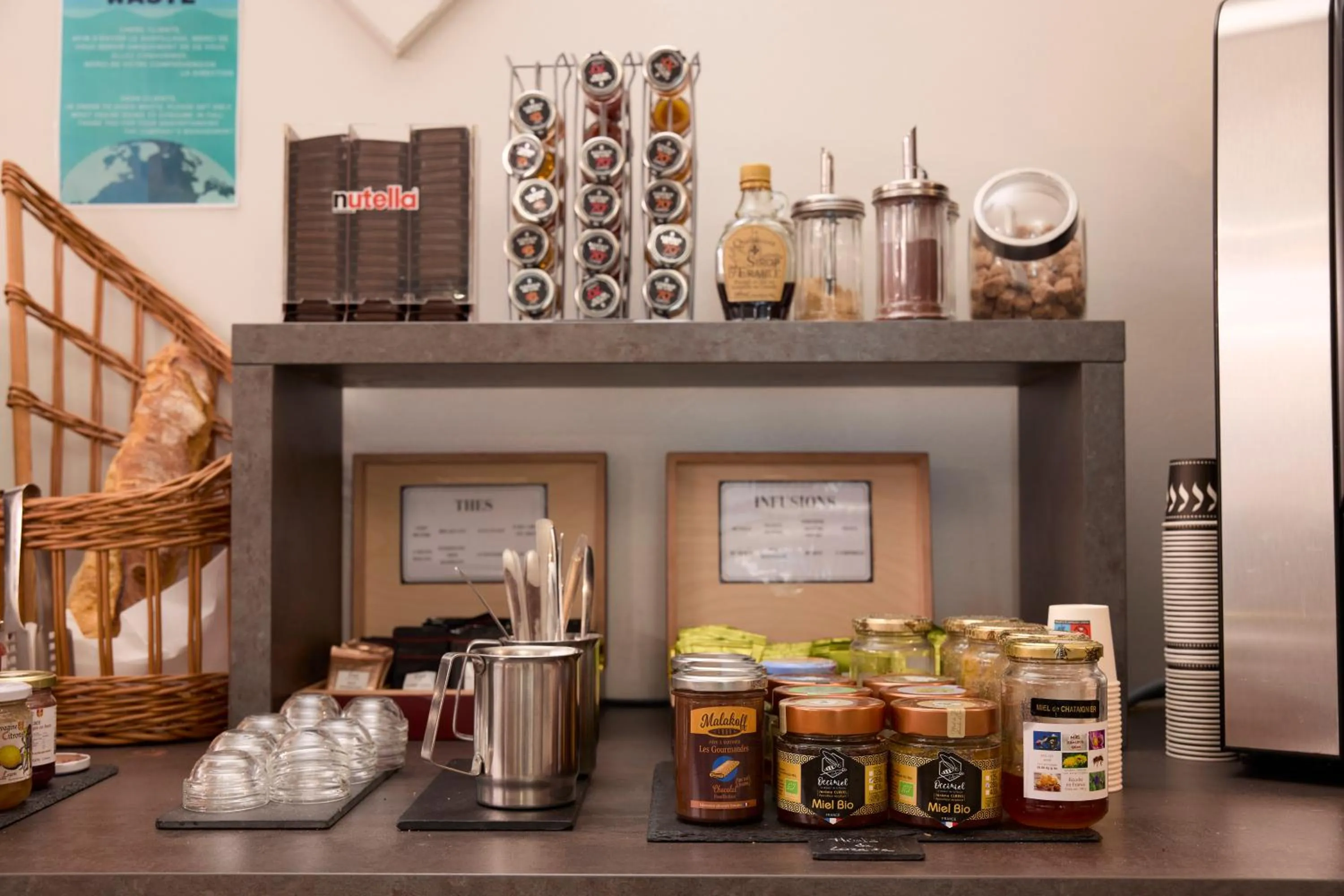 Breakfast in Hotel Eco - A75