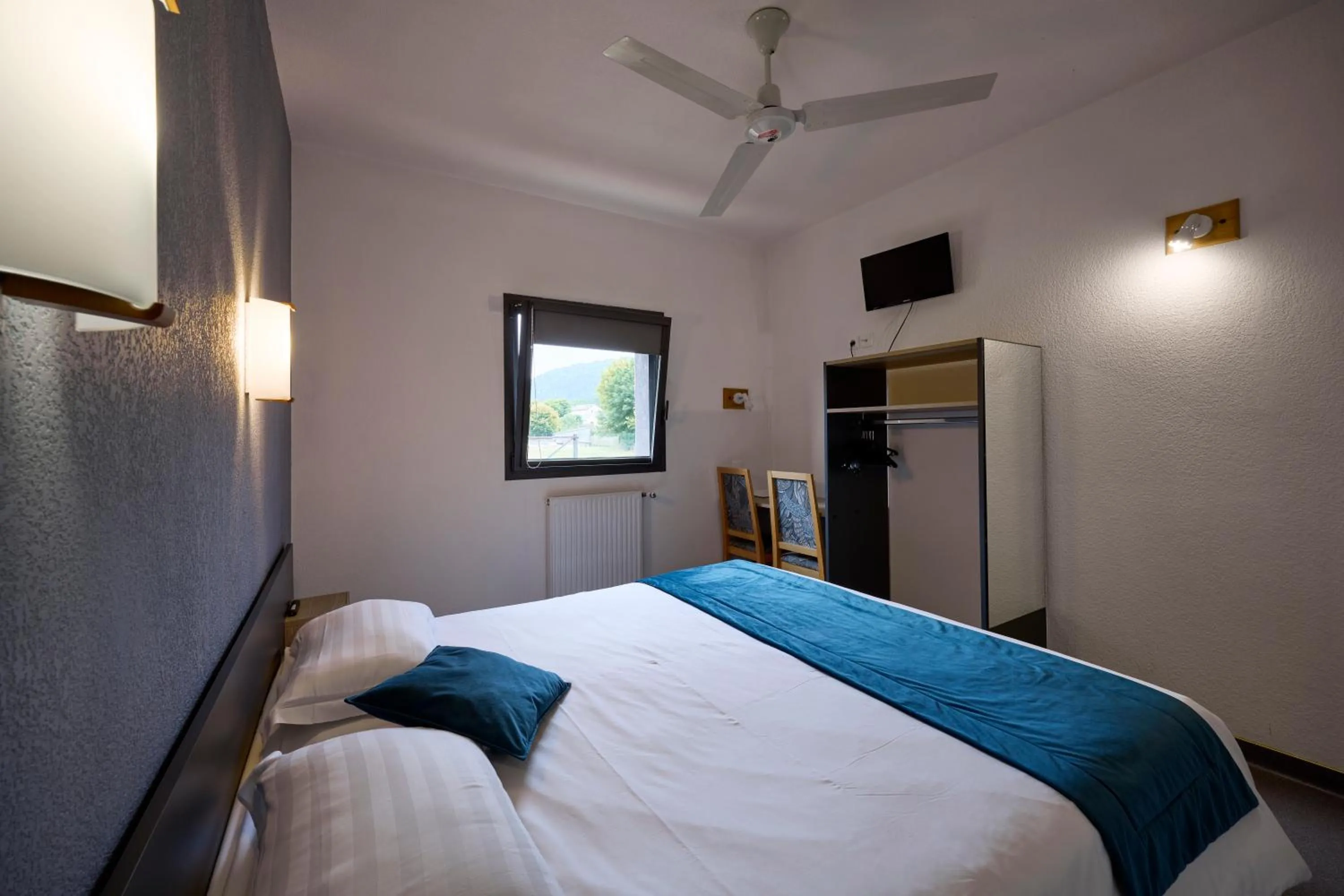 Bedroom, Bed in Hotel Eco - A75