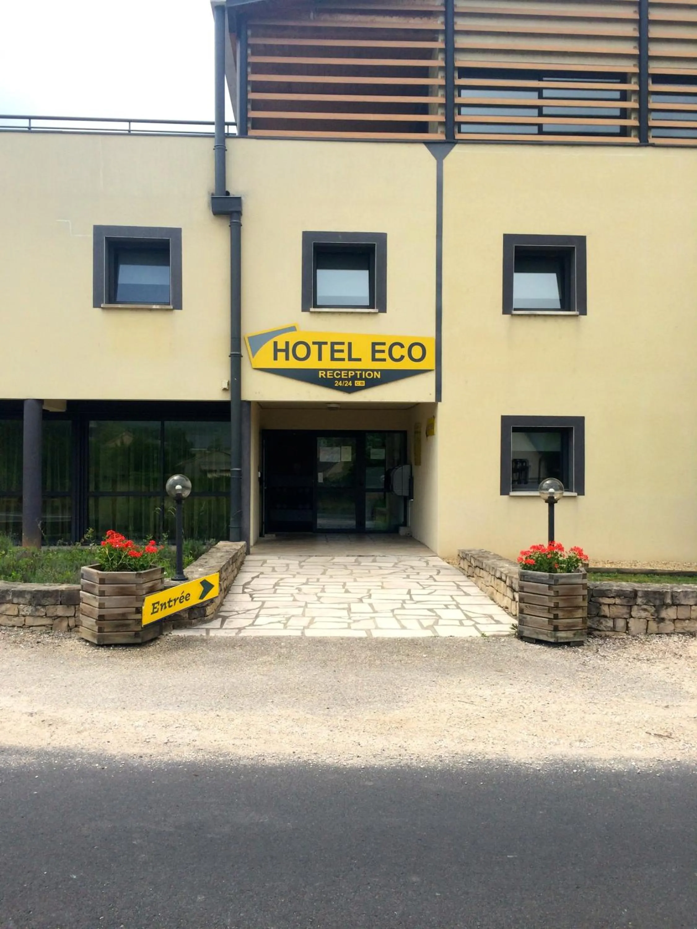 Facade/entrance in Hotel Eco - A75