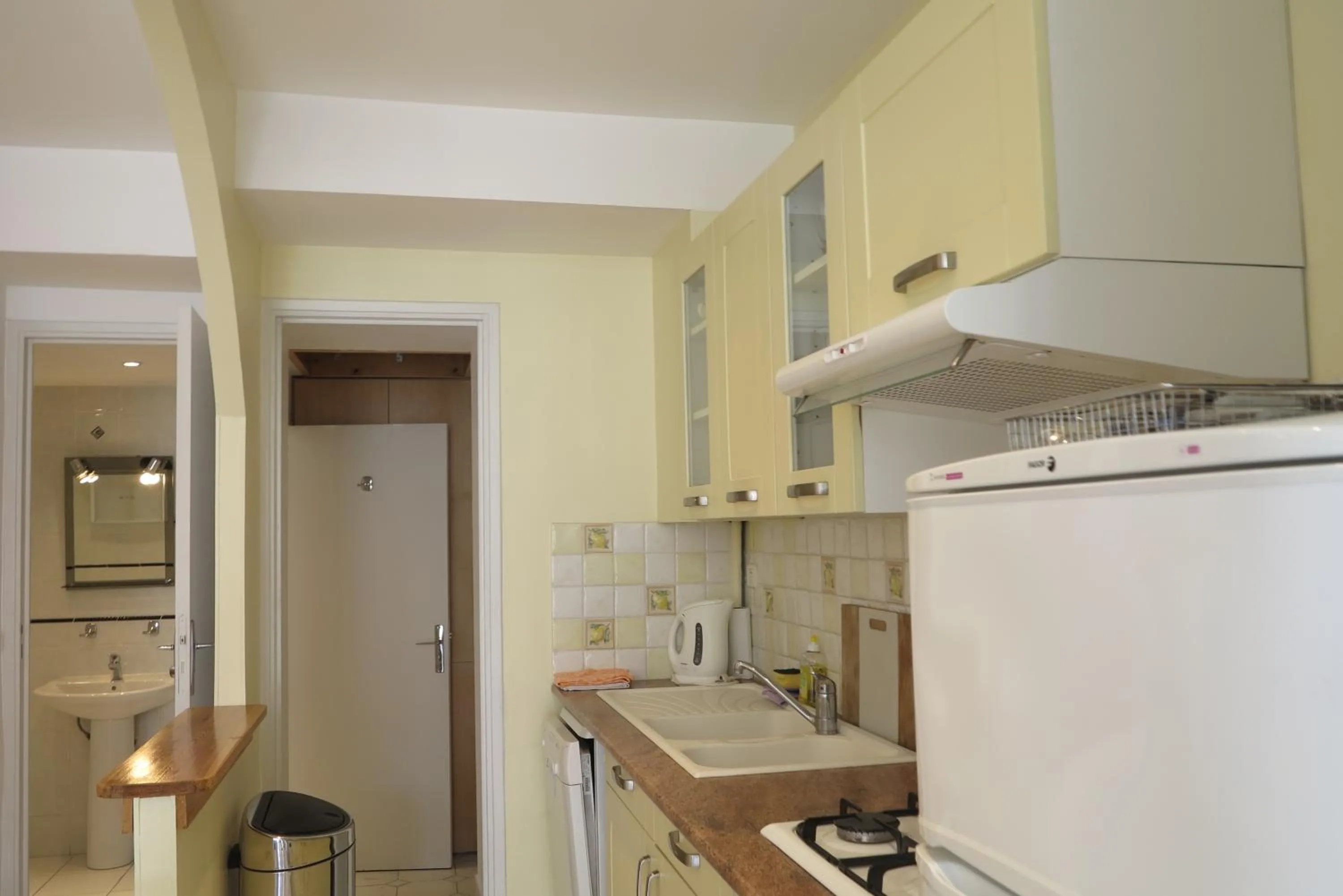 Kitchen or kitchenette in Viva Riviera - 5 Rue Commandant André
