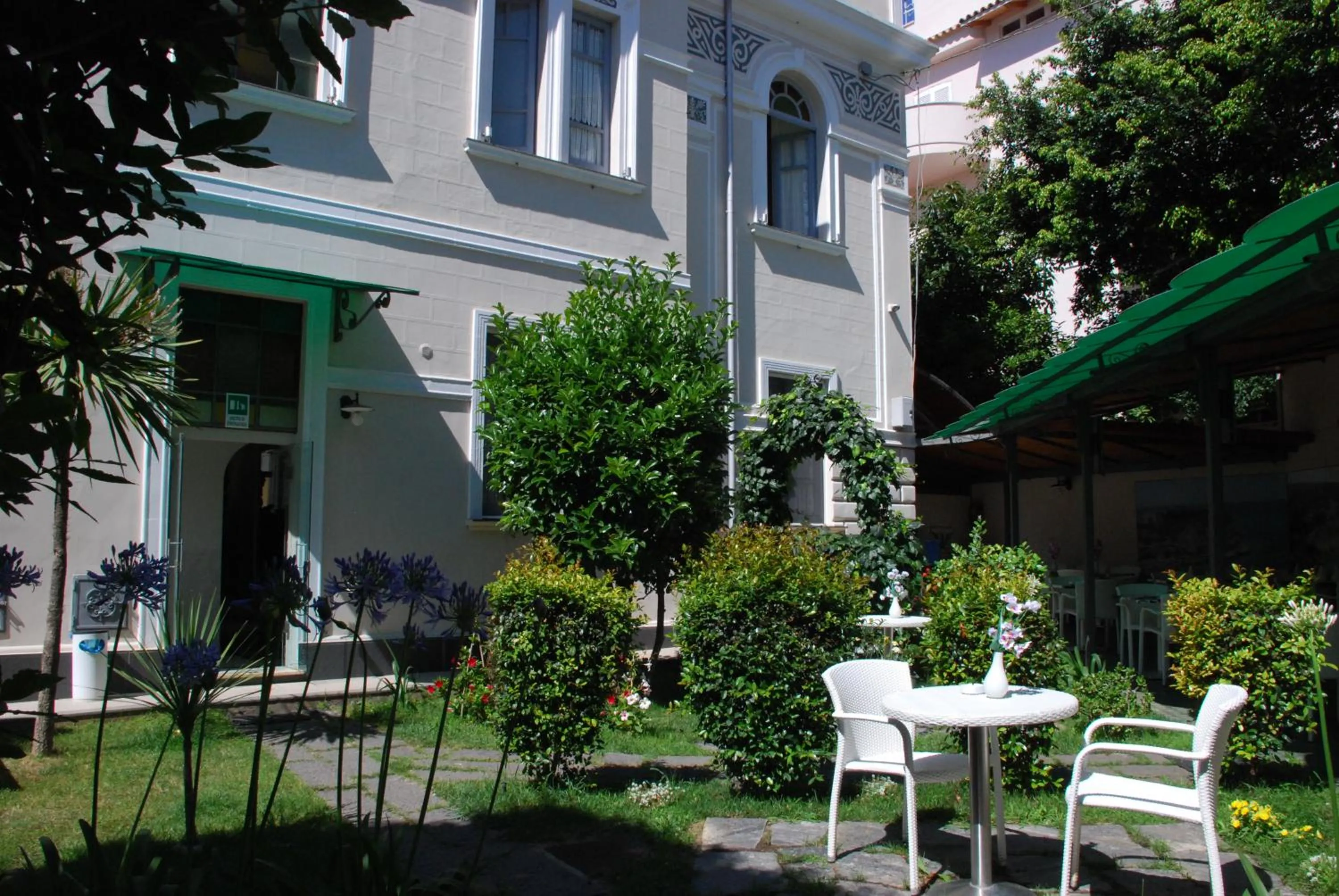 Garden in Villa Vittoria Tropea B&B