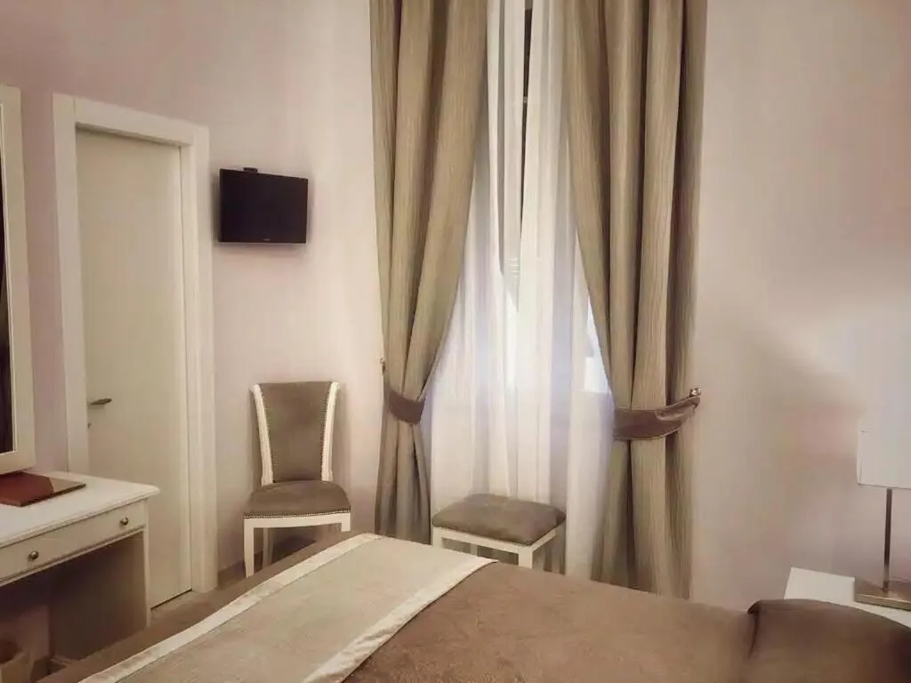 Bedroom, Bed in Hotel Villa Igea