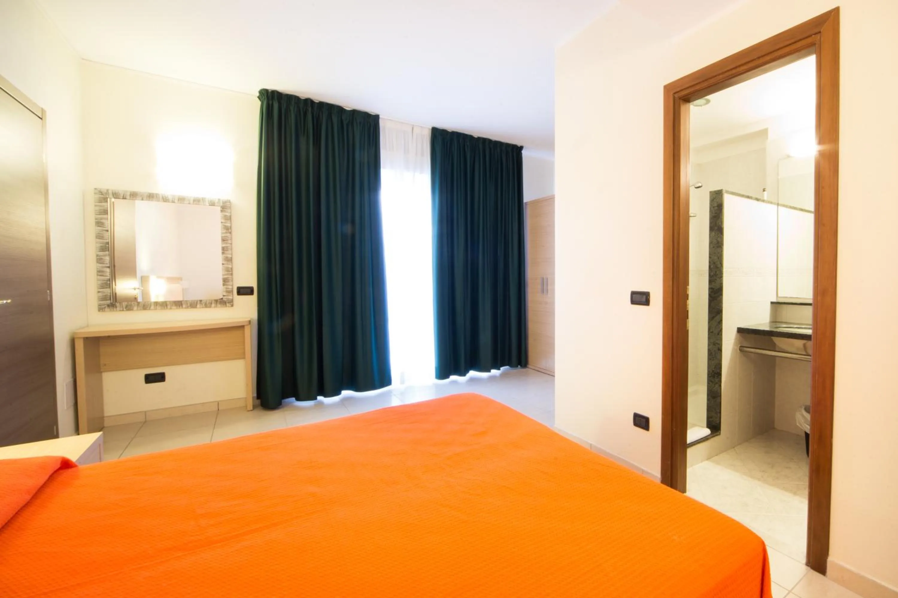 Photo of the whole room, Bed in Diano Sporting Apartments