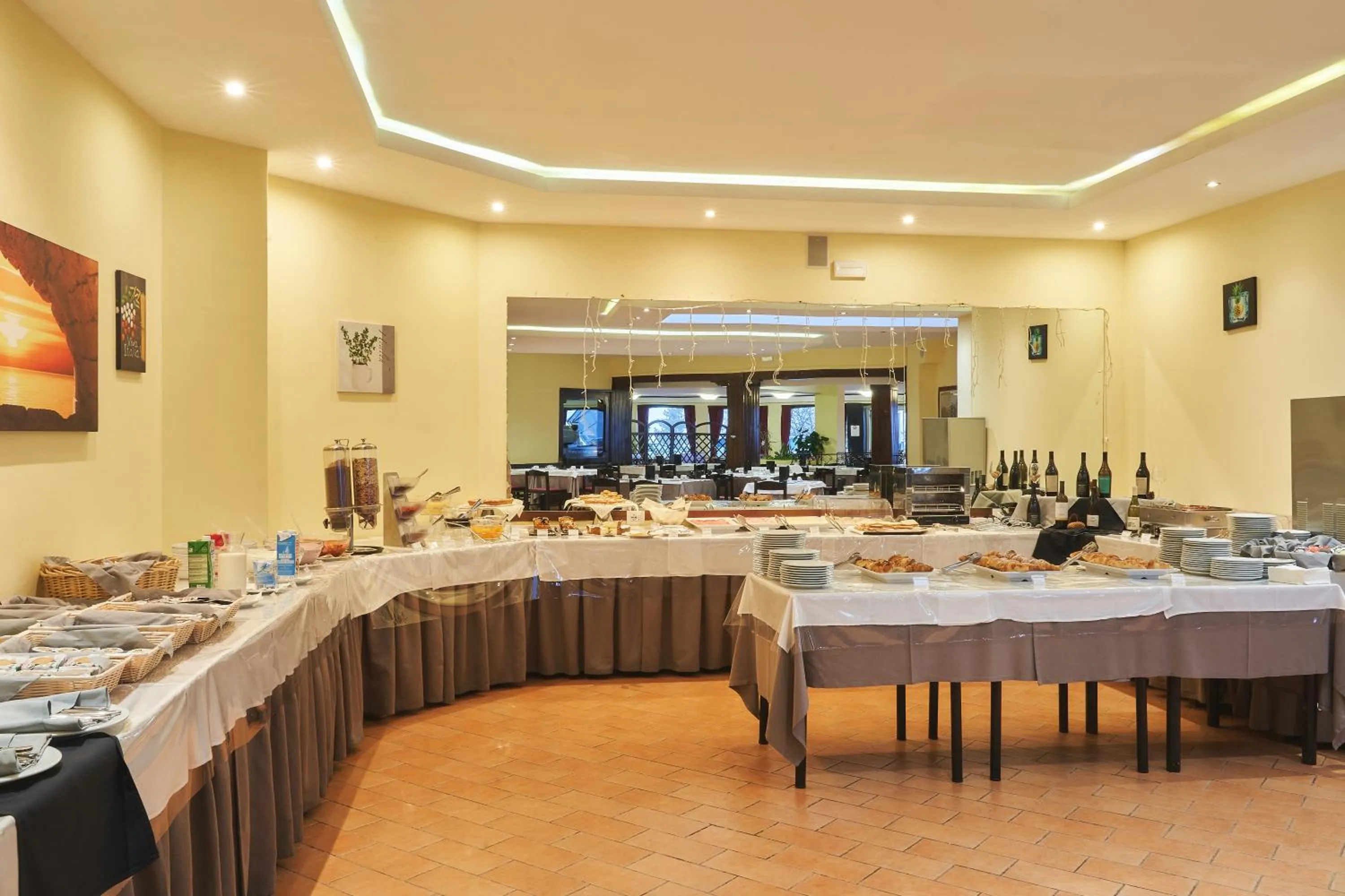 Hotel Dolomiti - Azzurro Club