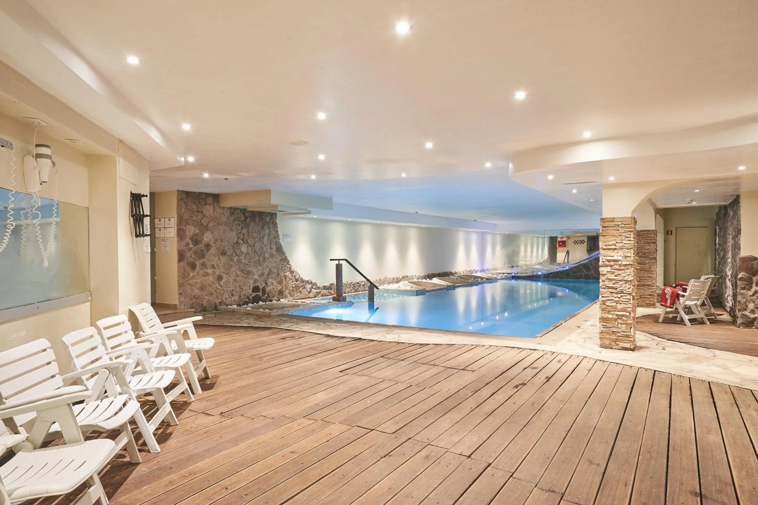 Hotel Dolomiti - Azzurro Club