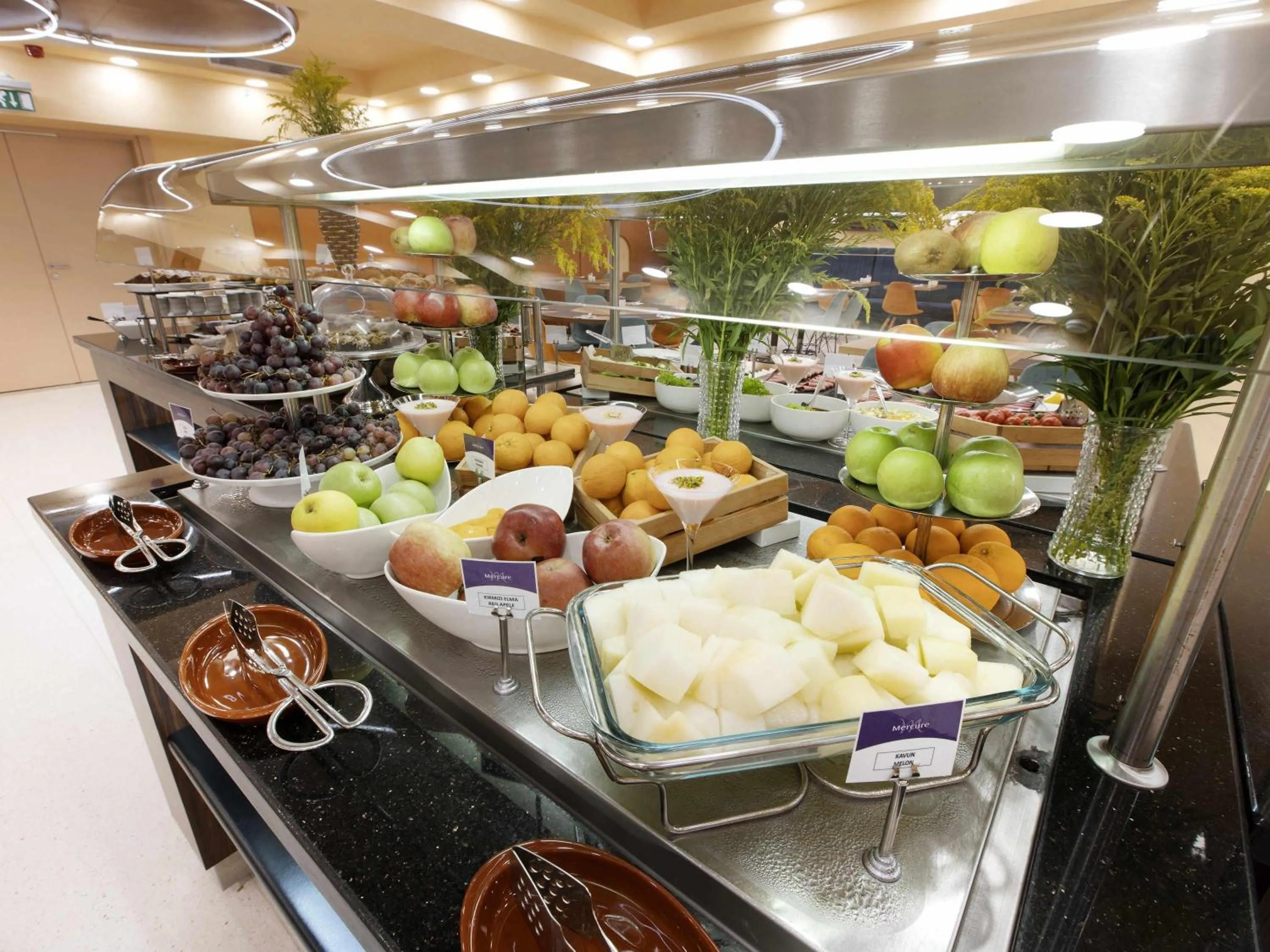 Restaurant/places to eat in Mercure Istanbul Bakirkoy